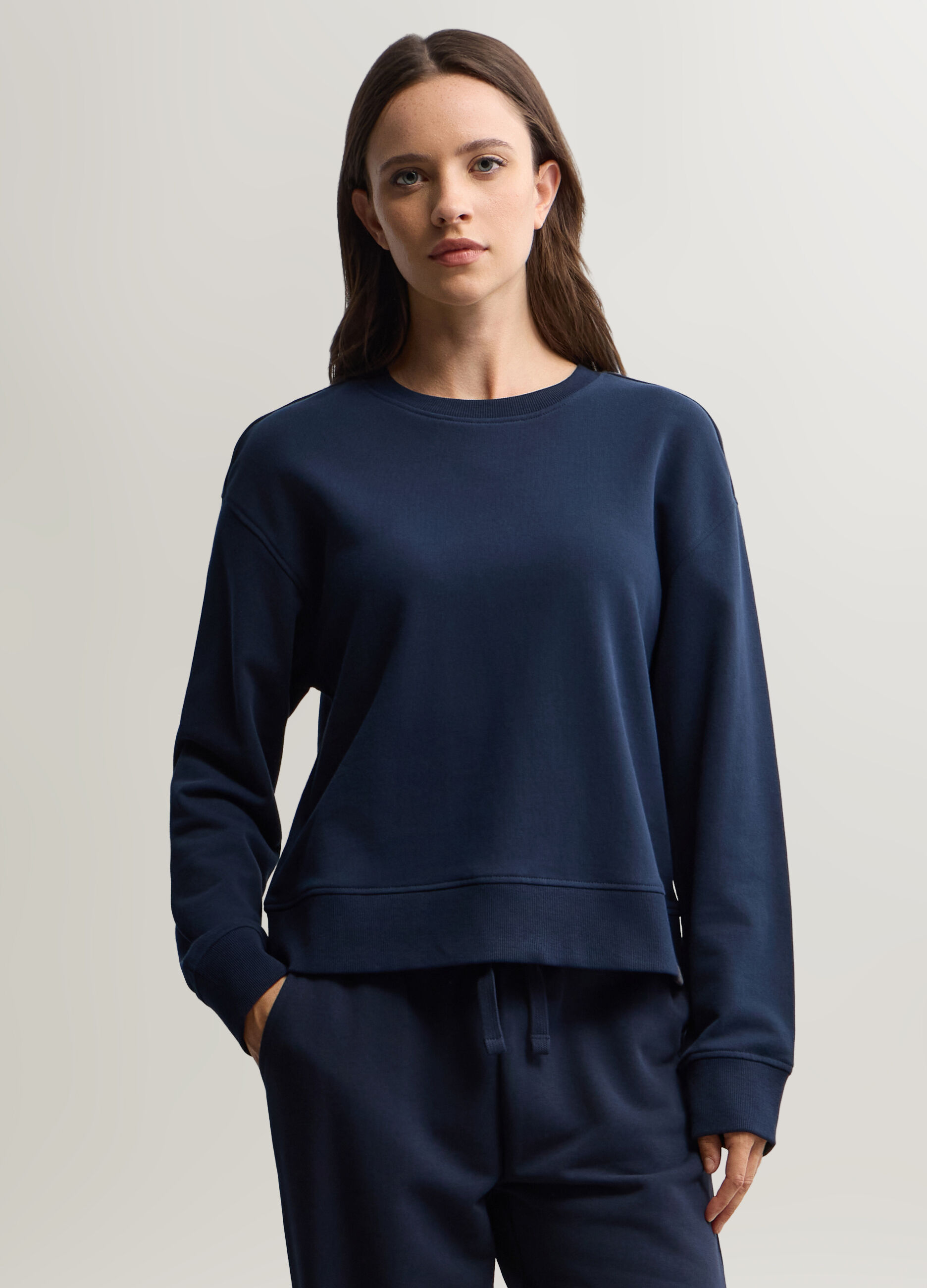 Felpa girocollo in puro cotone garzato donna_0
