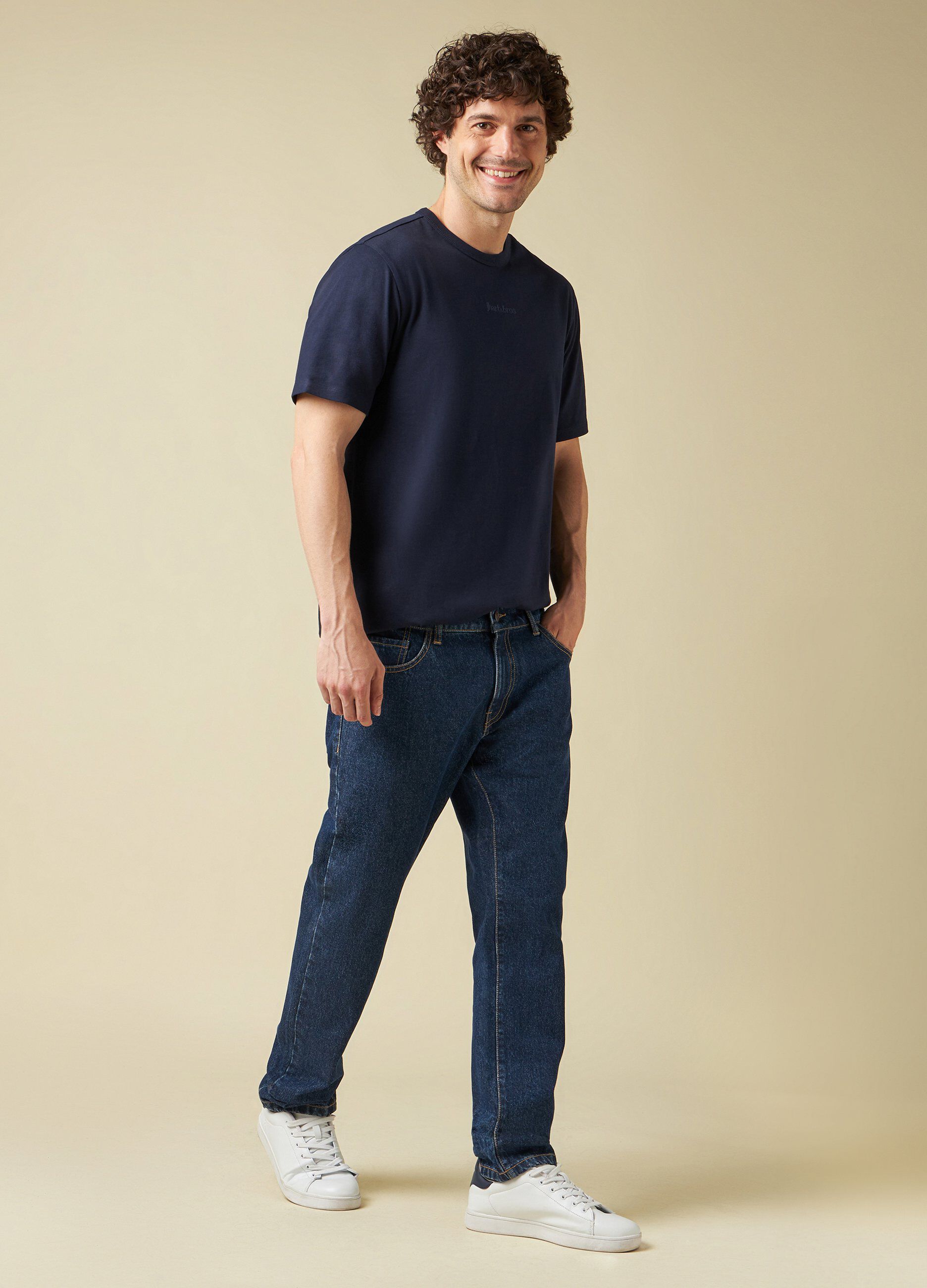 Abbigliamento online spedizione veloce outlet