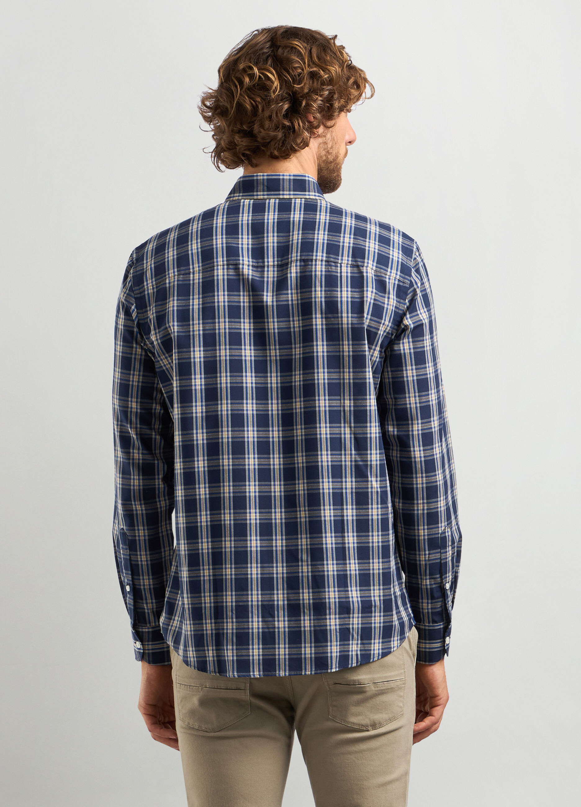Camicia regular fit colletto button down in misto cotone_1