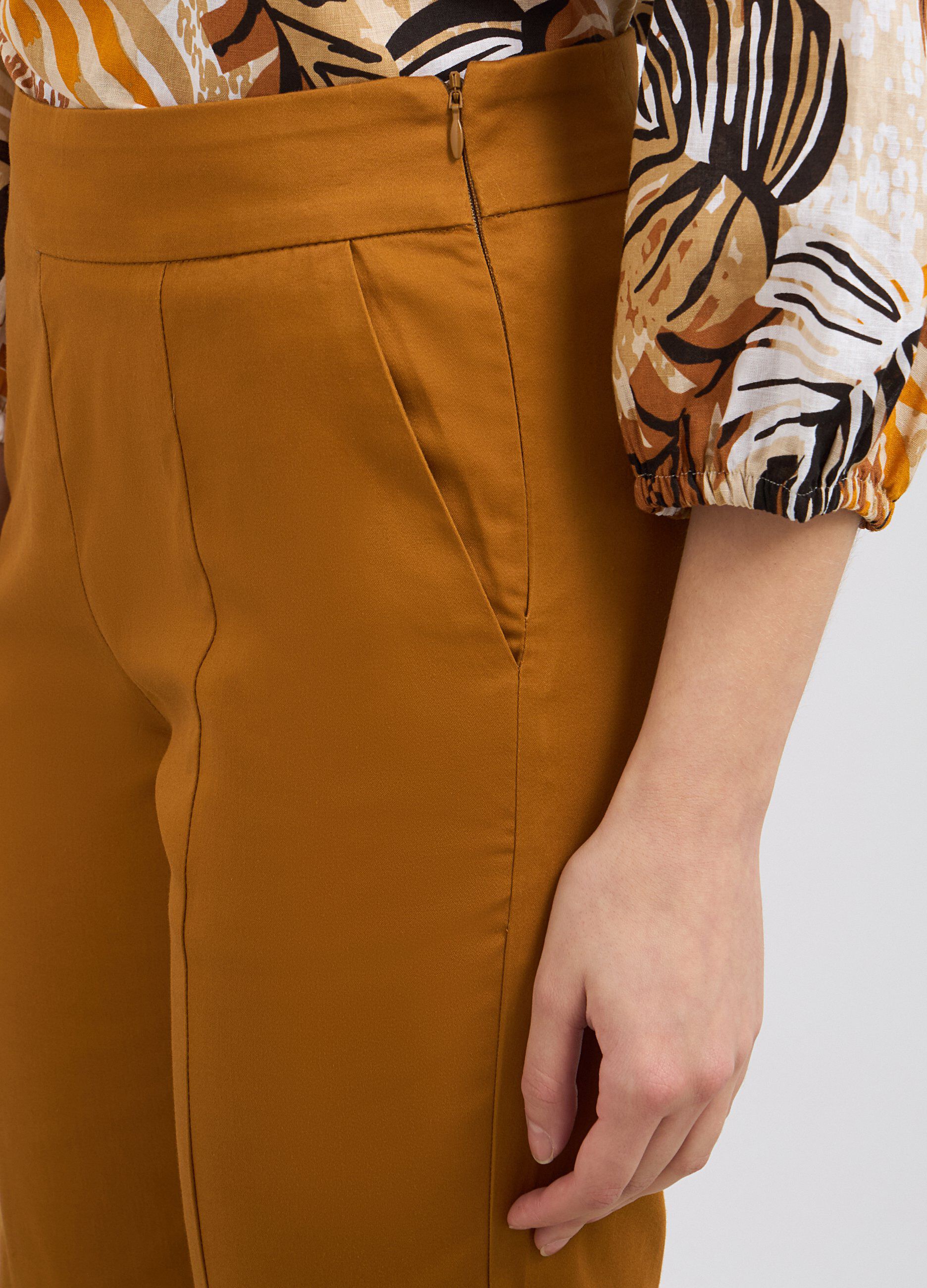Pantaloni in cotone satin donna_2