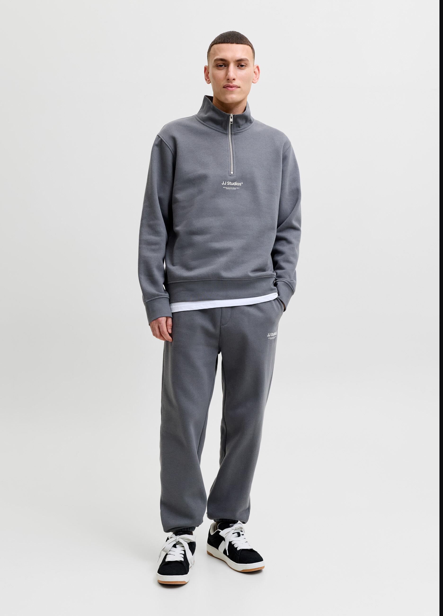Felpa con mezza zip e logo uomo_4
