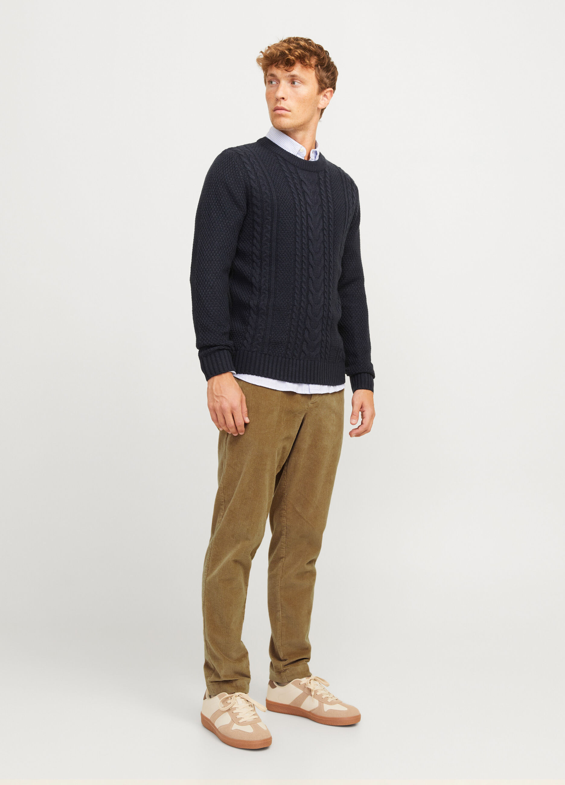 Pantaloni chino in velluto a coste uomo_2