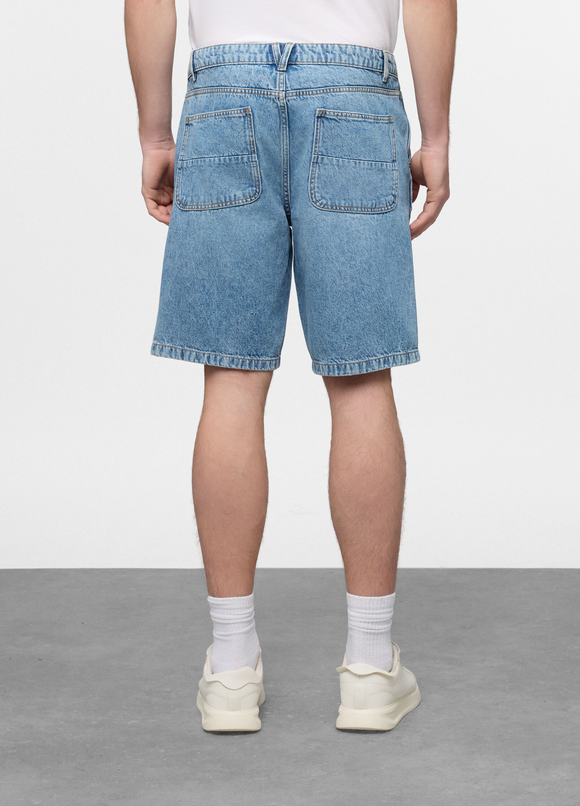 Jeans bermuda in puro cotone uomo_2