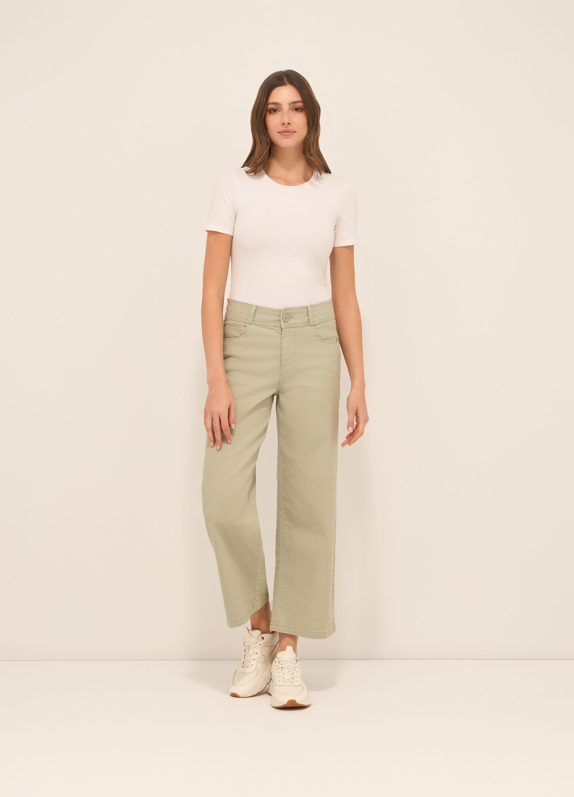 Pantaloni in twill di cotone stretch donna_0