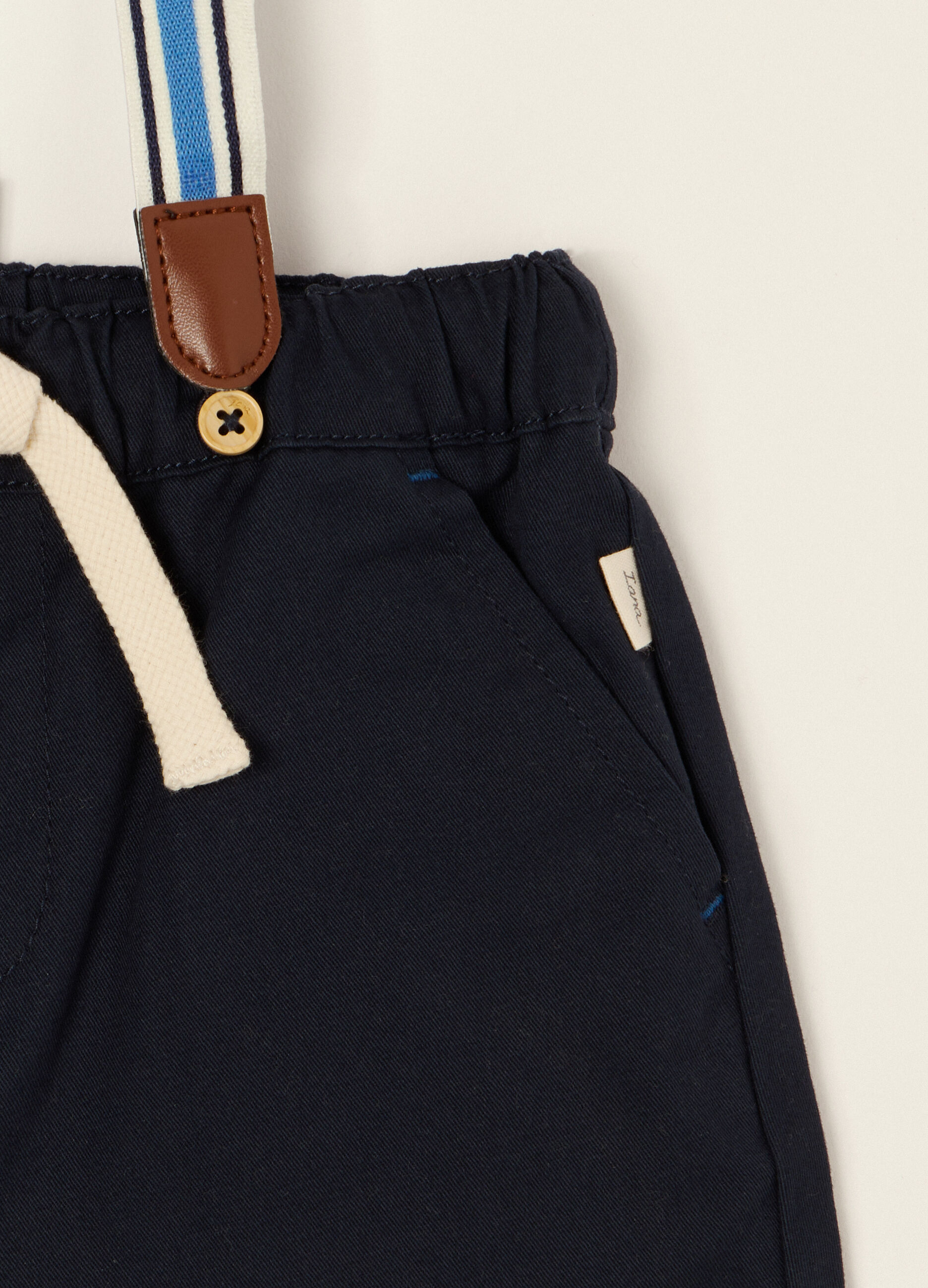 Pantaloni blu con bretelle in cotone elasticizzato_2