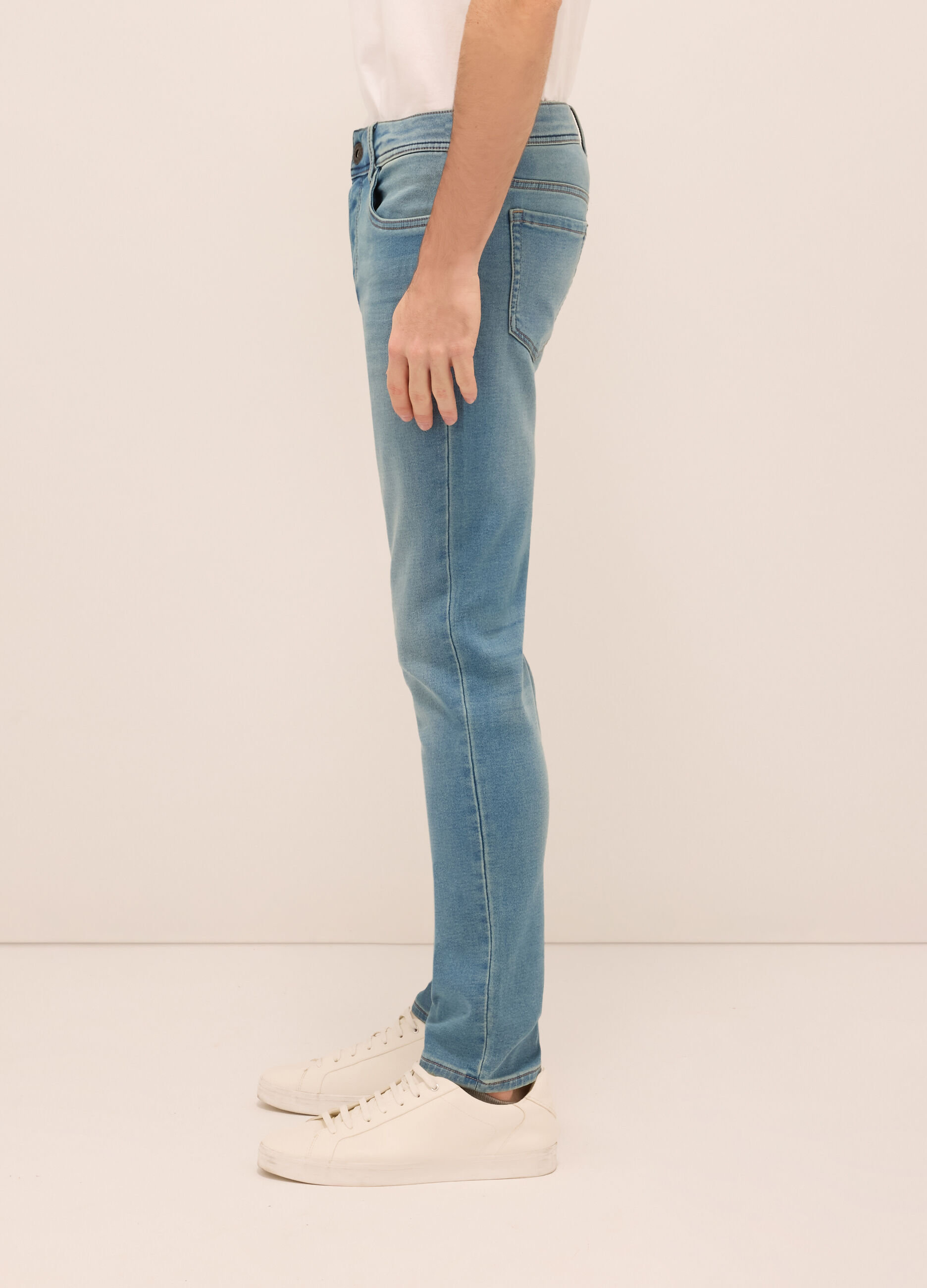 Jeans 5 tasche slim fit in denim di cotone stretch uomo_2
