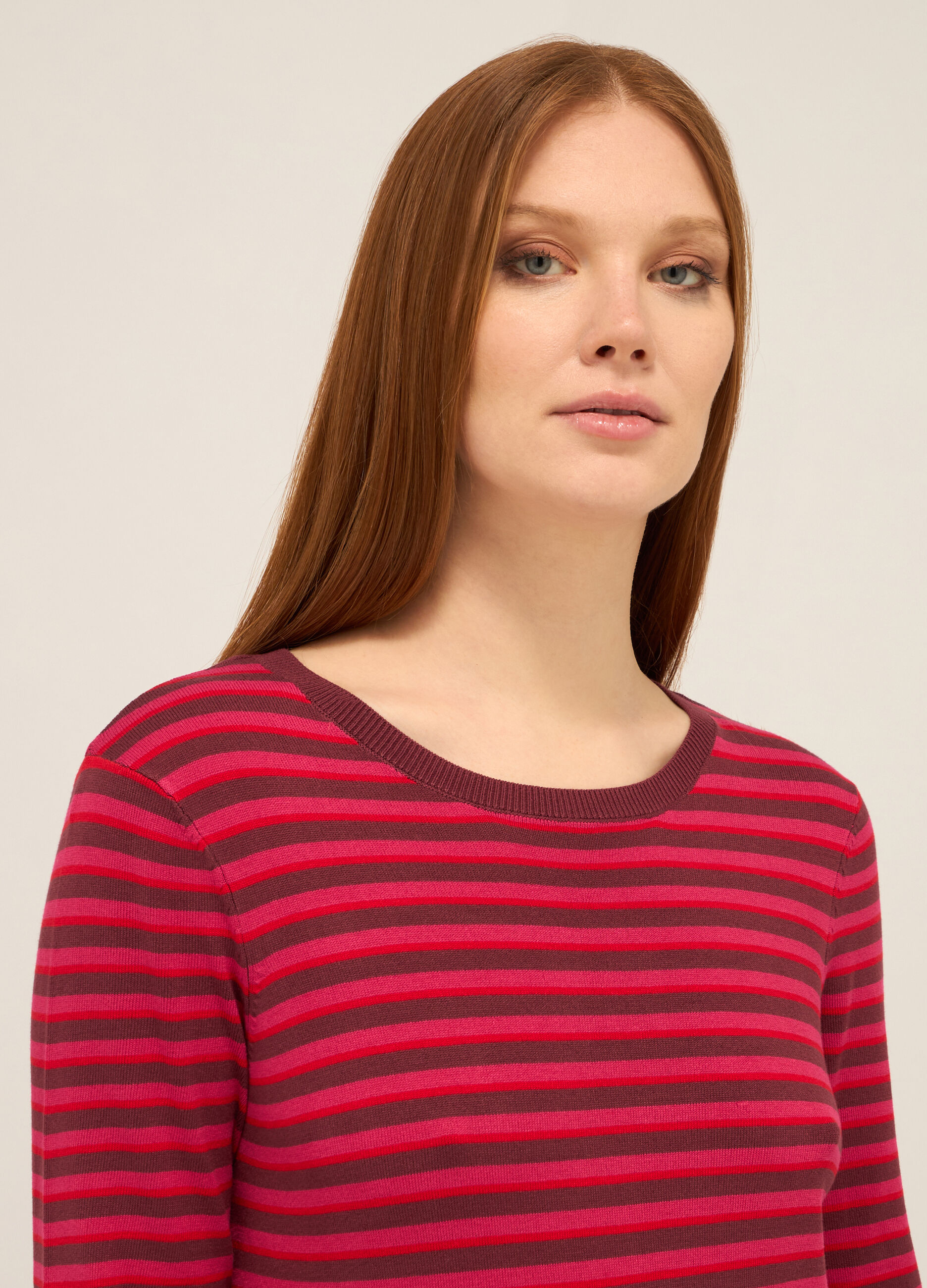 T-shirt misto viscosa con motivo a righe donna_2