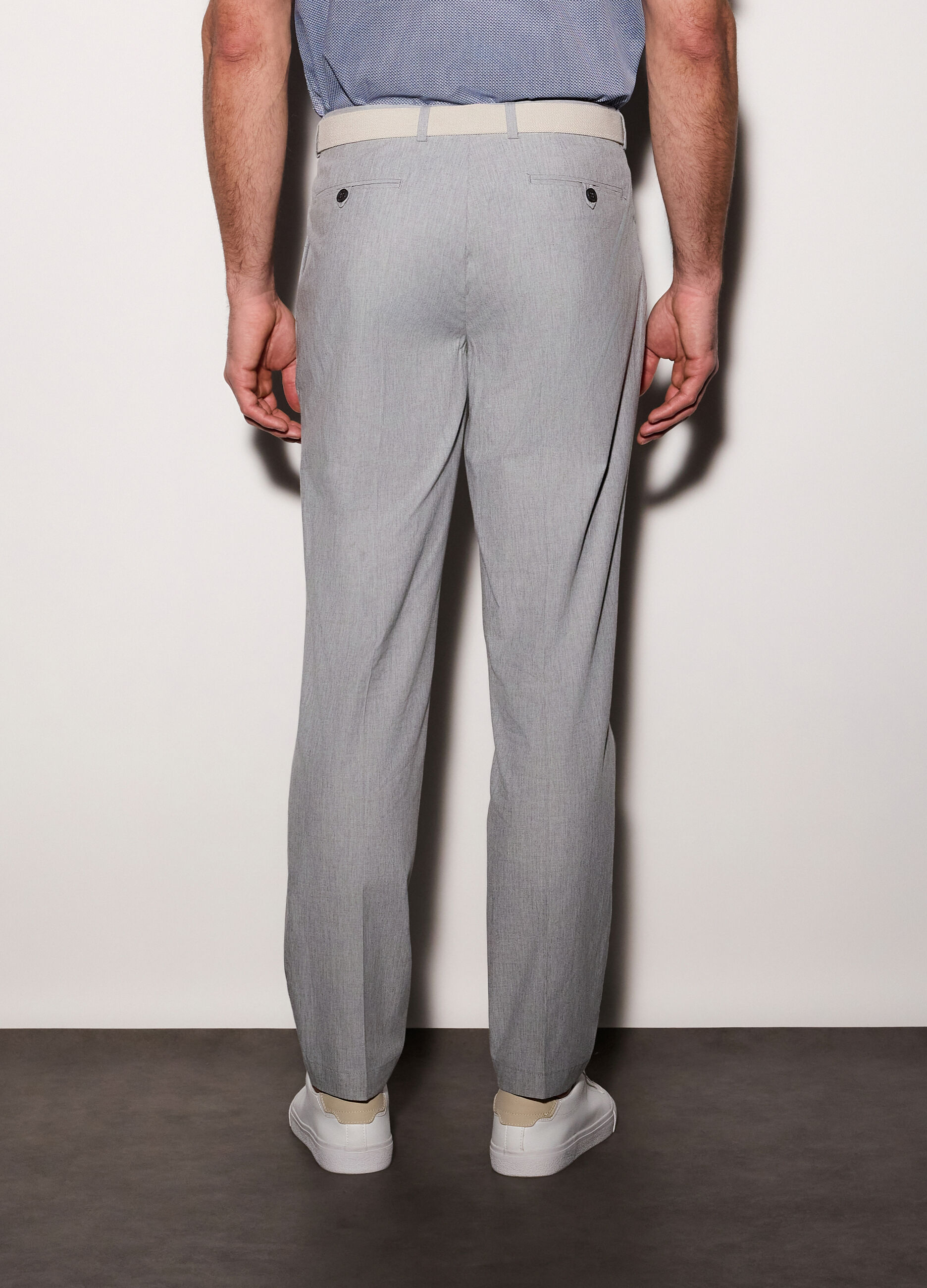 Pantaloni chino in cotone stretch uomo_1
