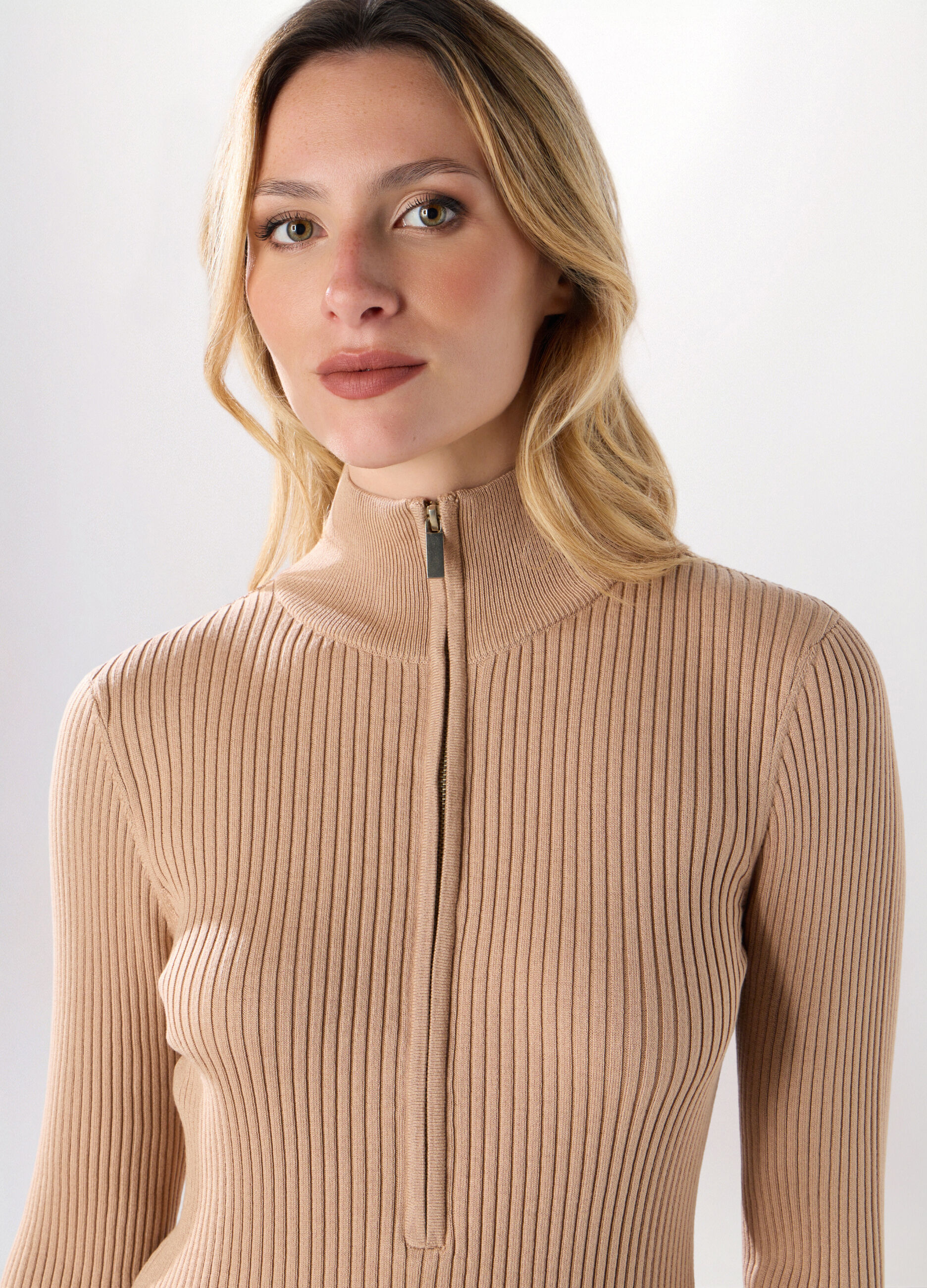 Tricot in costina misto viscosa donna_2