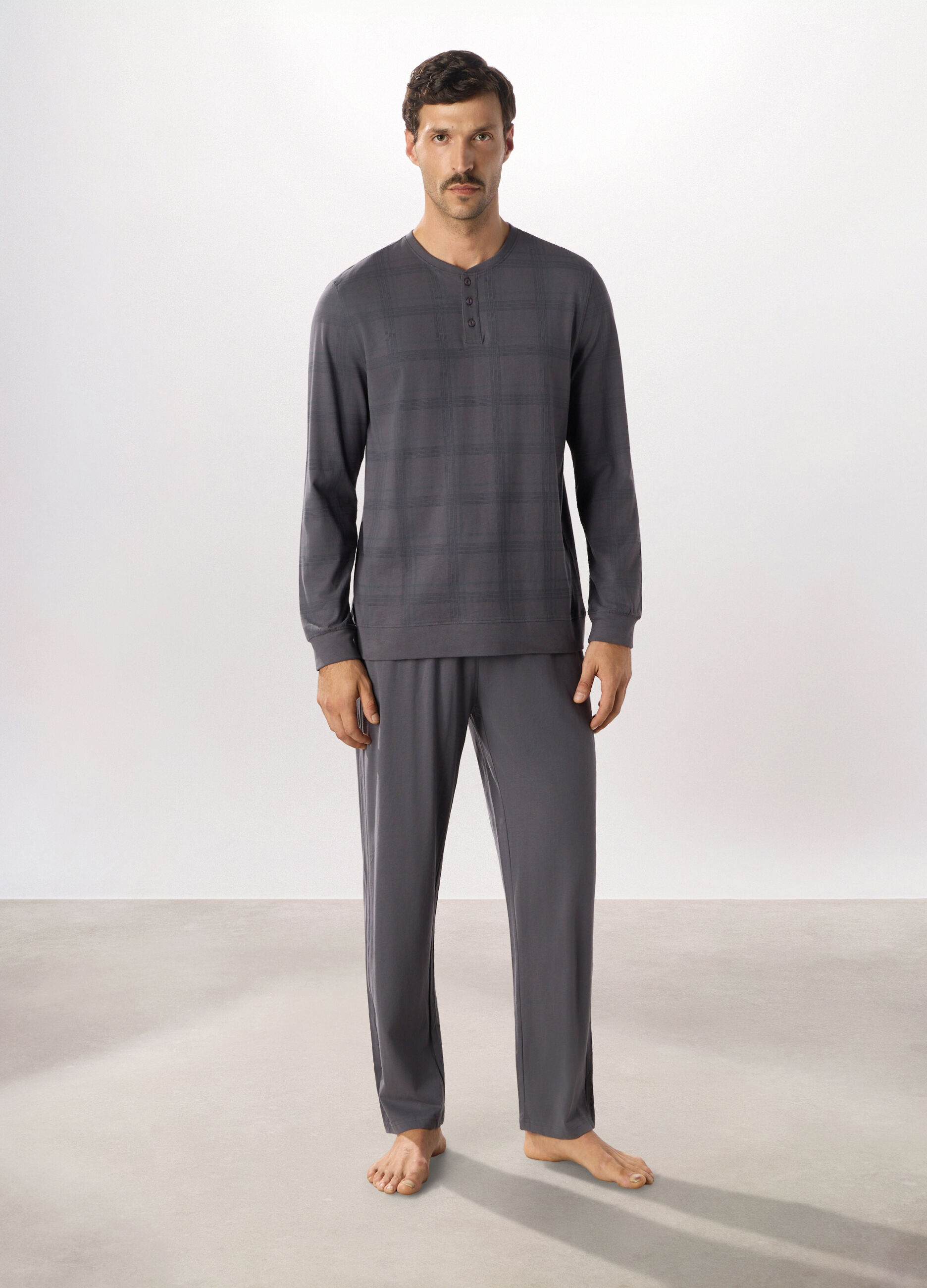 Pigiama lungo in puro cotone a quadri uomo_0