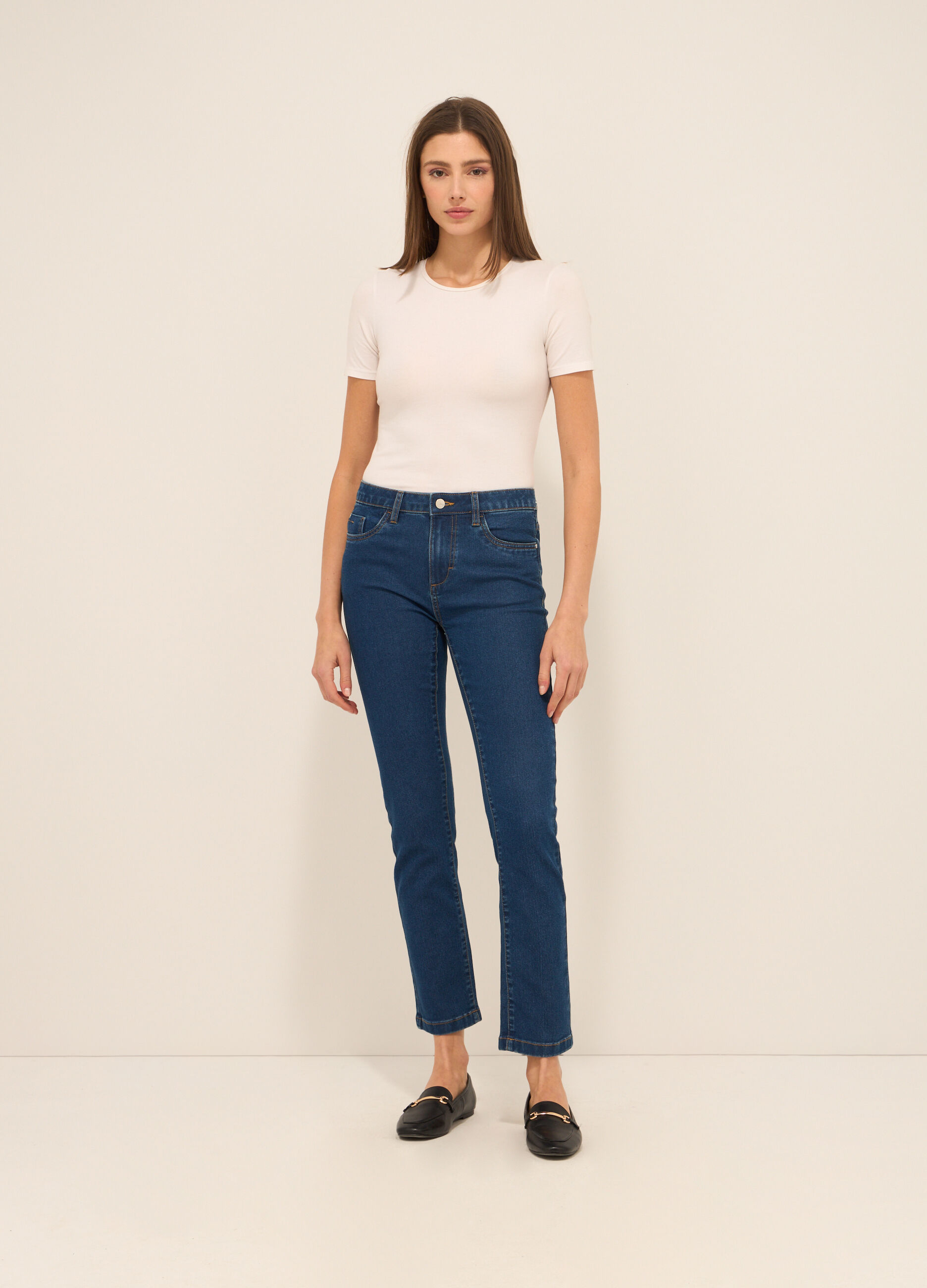 Pantaloni in denim di misto cotone stretch donna_0