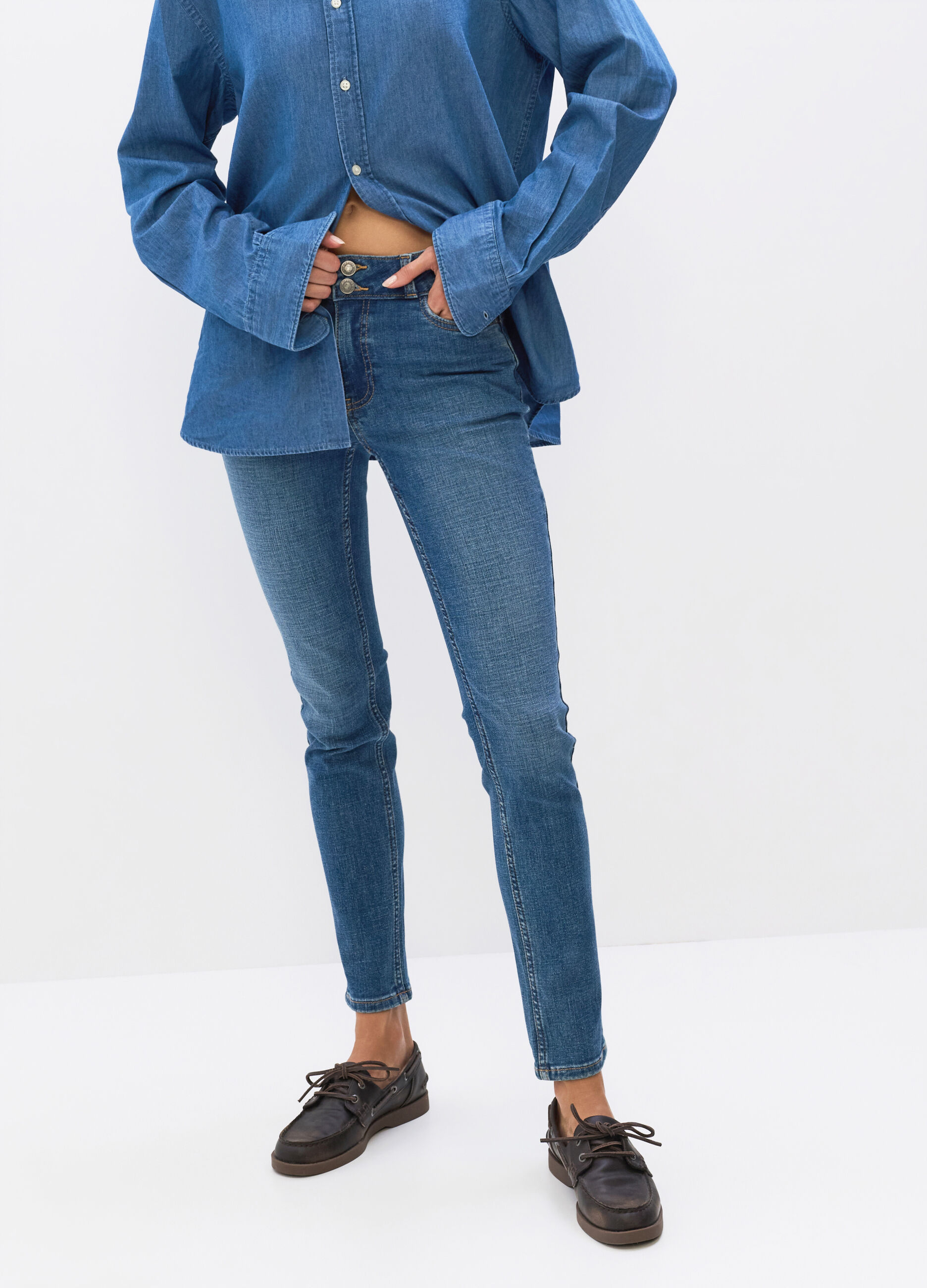 Pantaloni Push Up Fit in denim stretch misto cotone donna_2