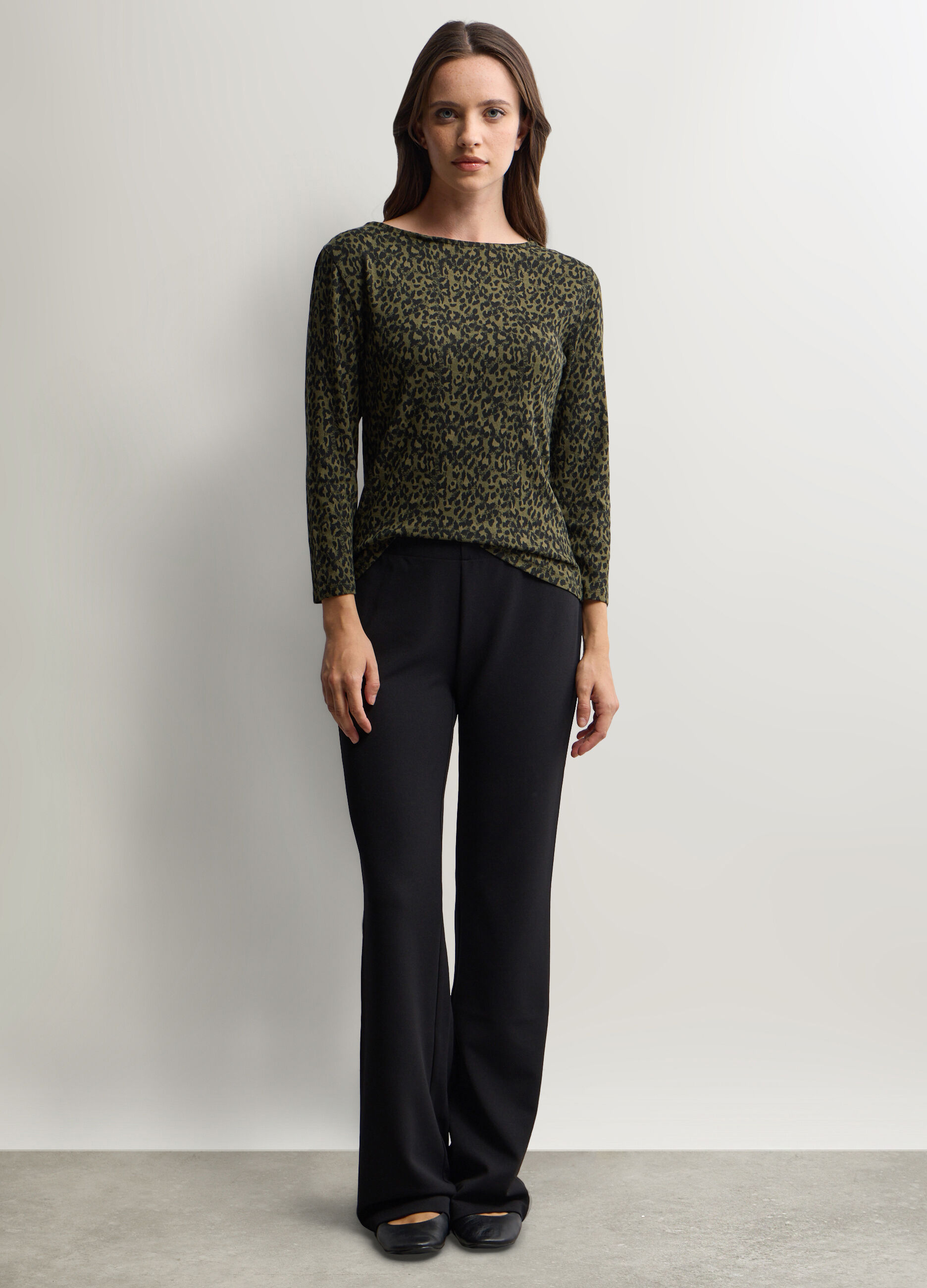 Pantaloni Flare Fit crepe stretch donna_0