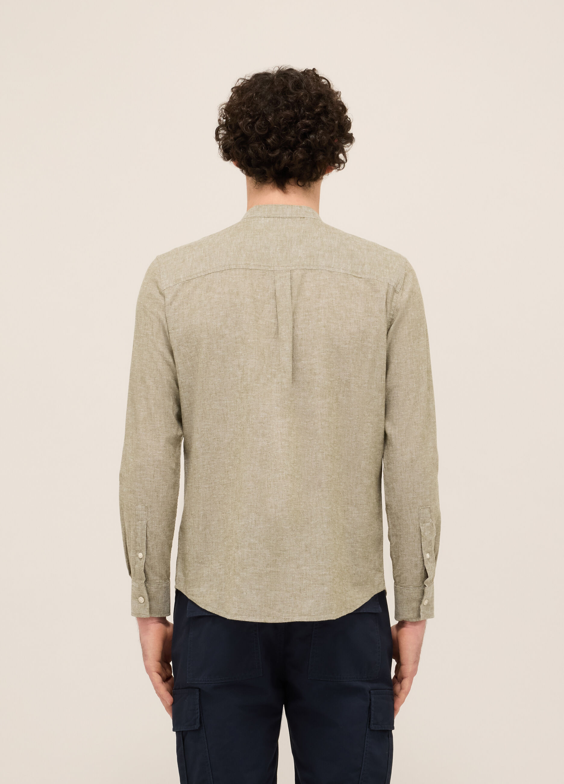 Camicia colletto alla coreana in cotone e lino uomo_1