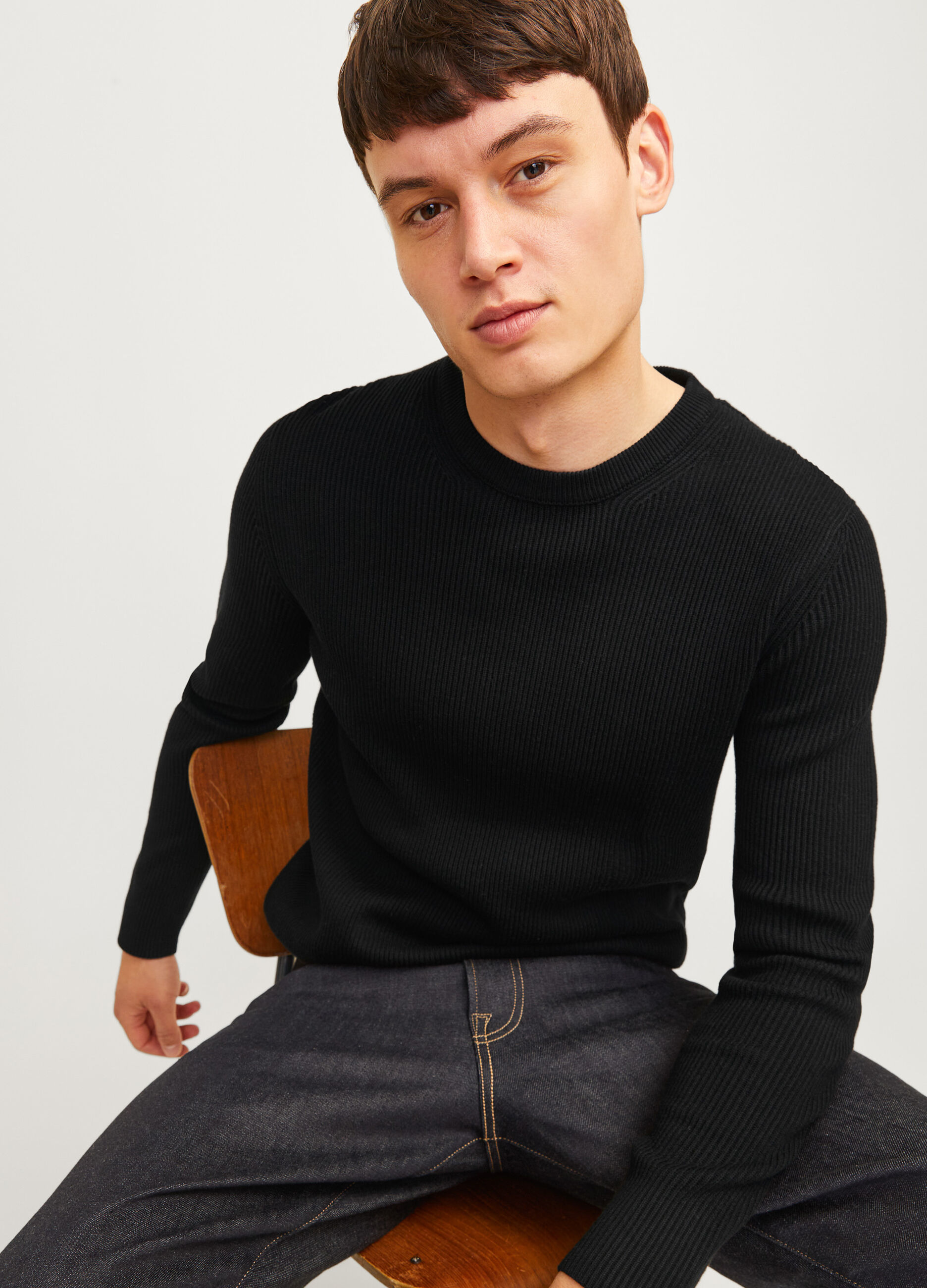 Girocollo in maglia a costine uomo_2