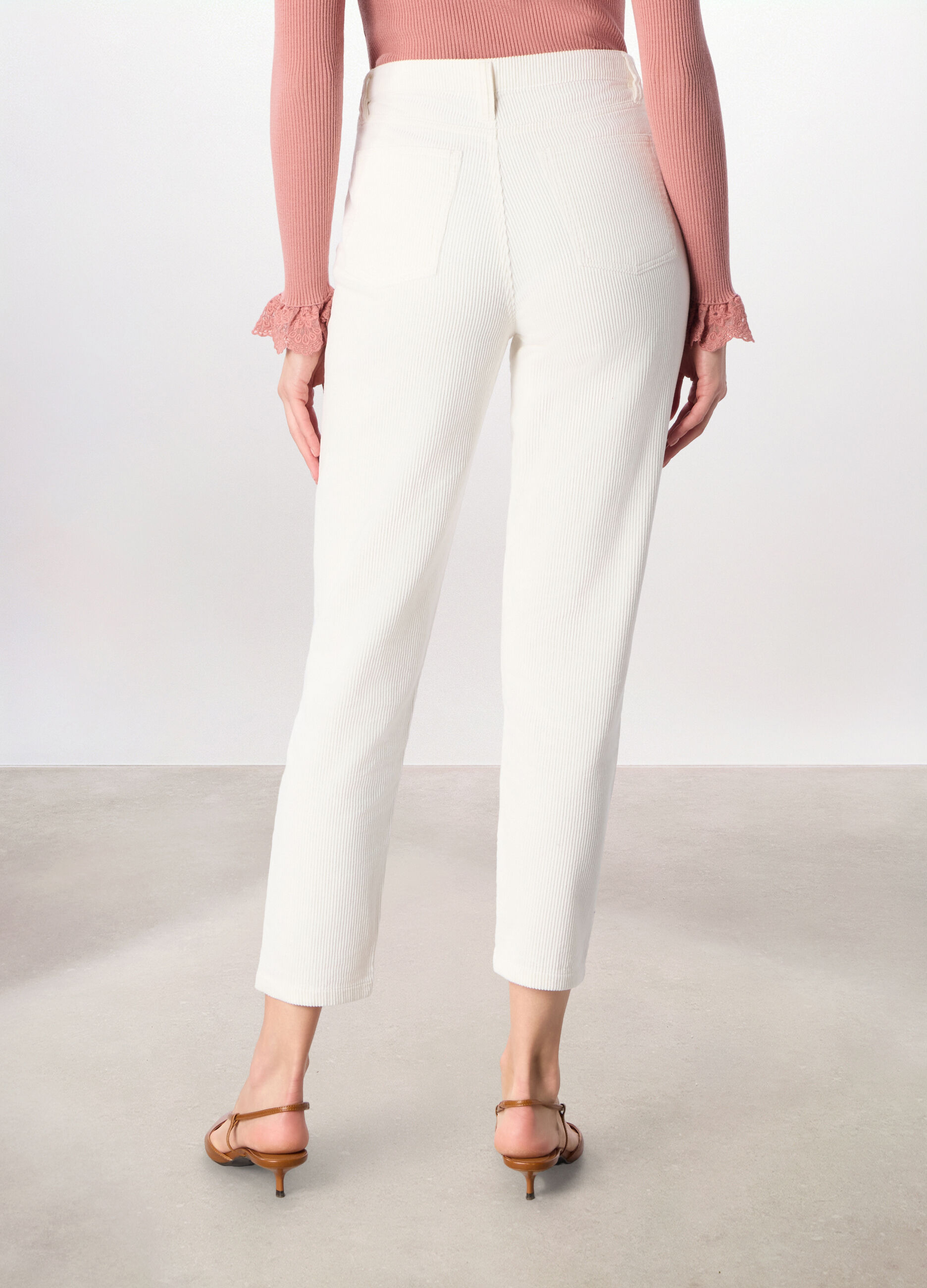 Pantaloni in velluto a coste donna_1