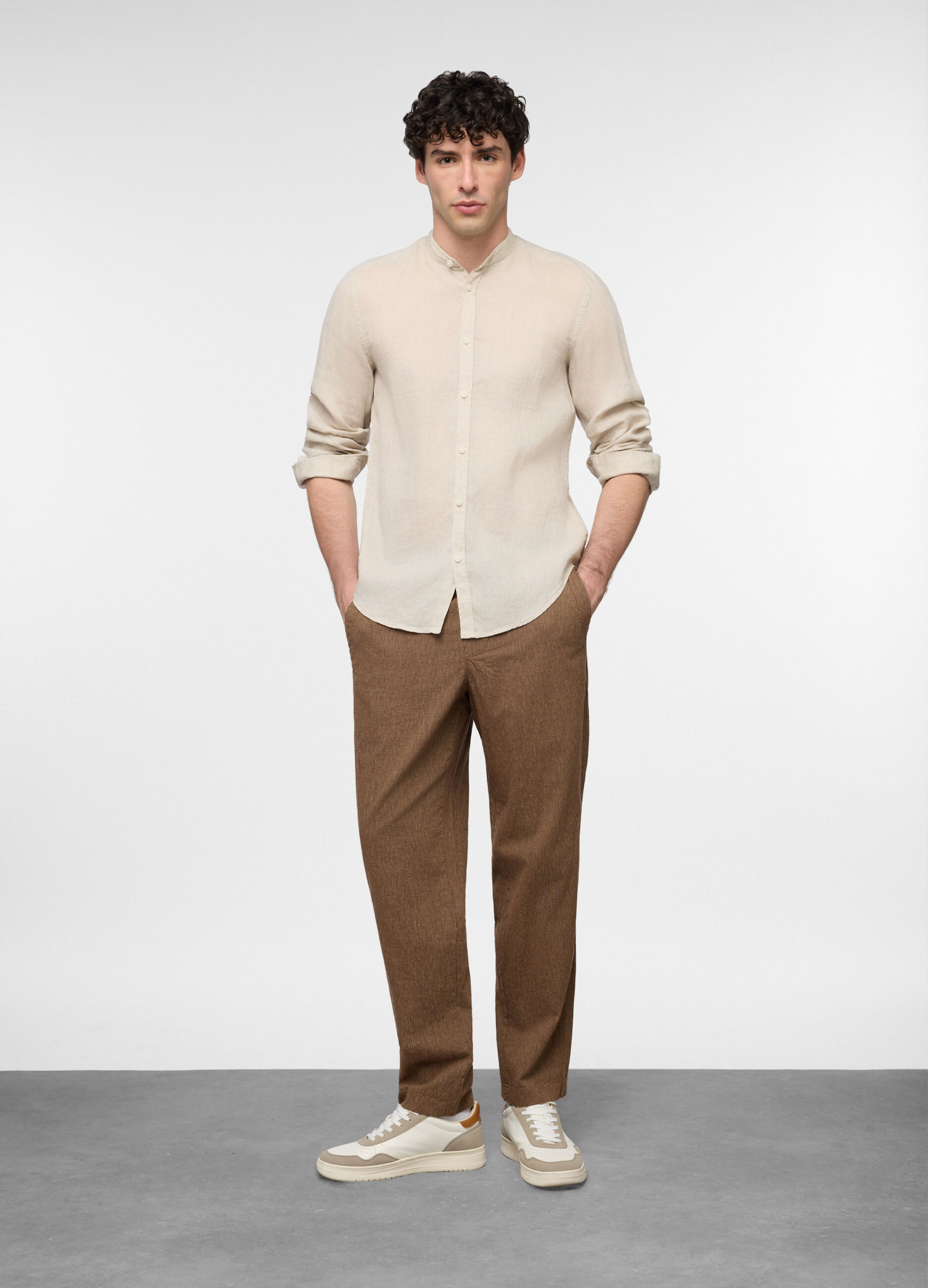 Pantalone chino relaxed fit in cotone e lino uomo_0