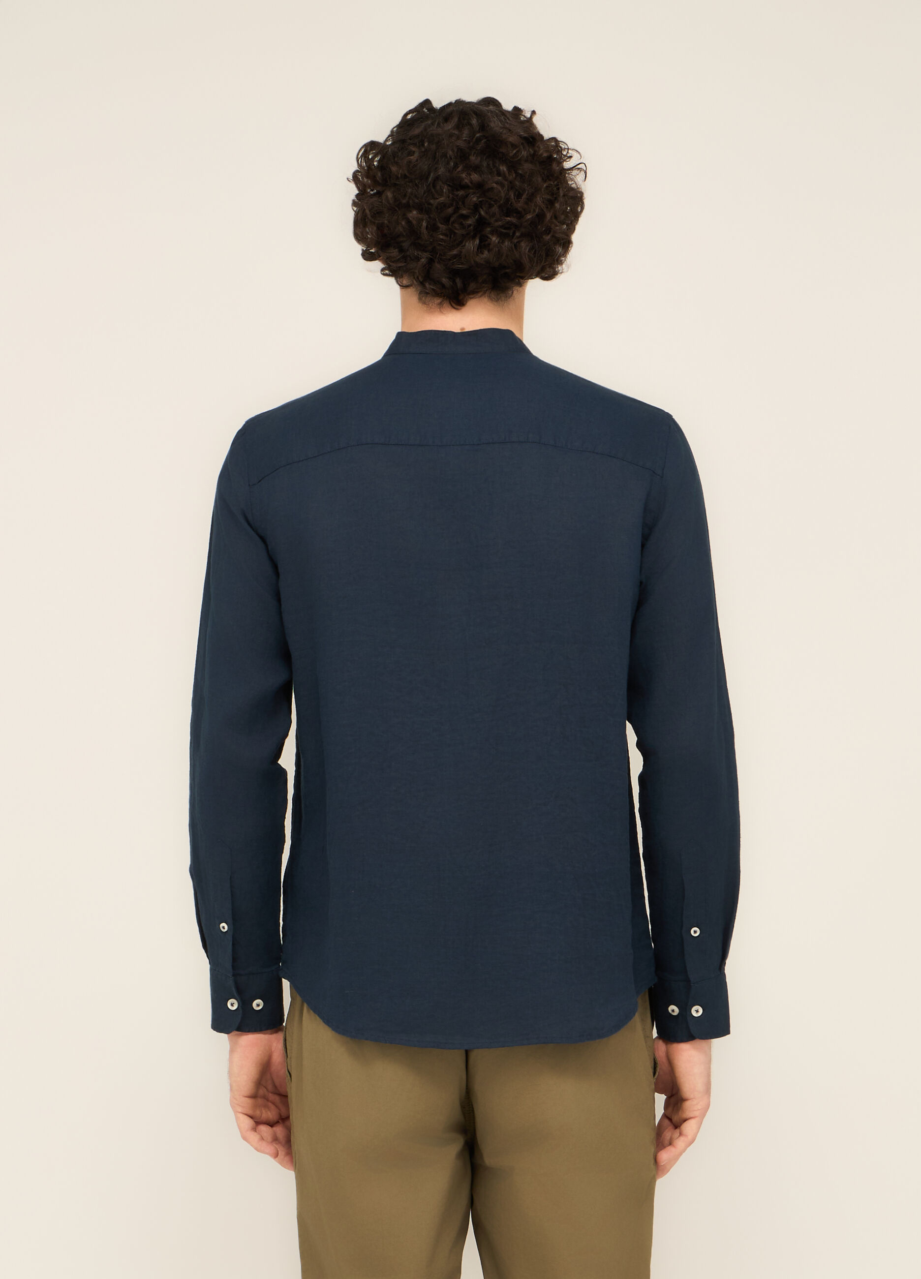 Camicia colletto coreano in puro lino uomo_1