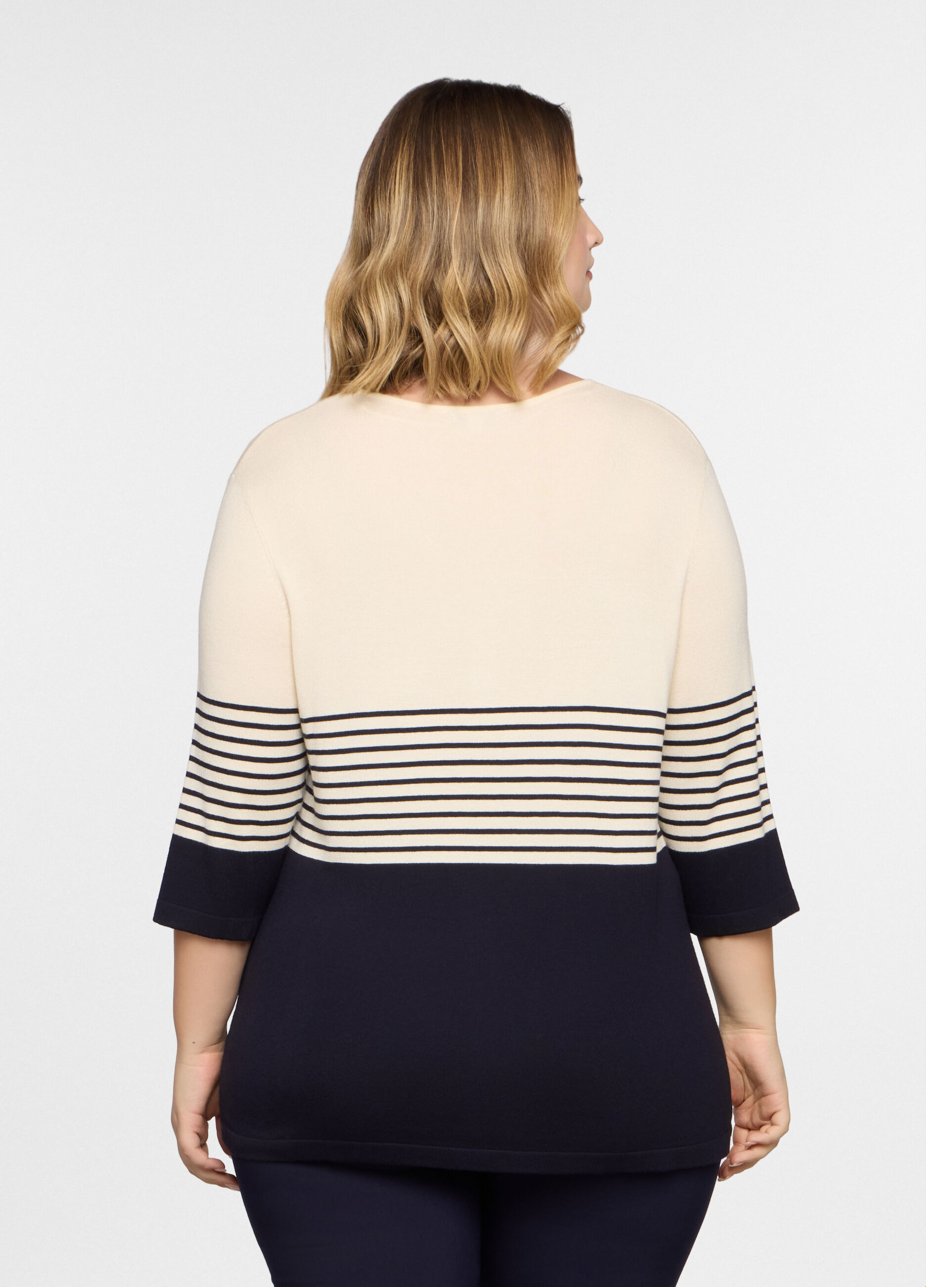 Maglia girocollo operata donna curvy_1