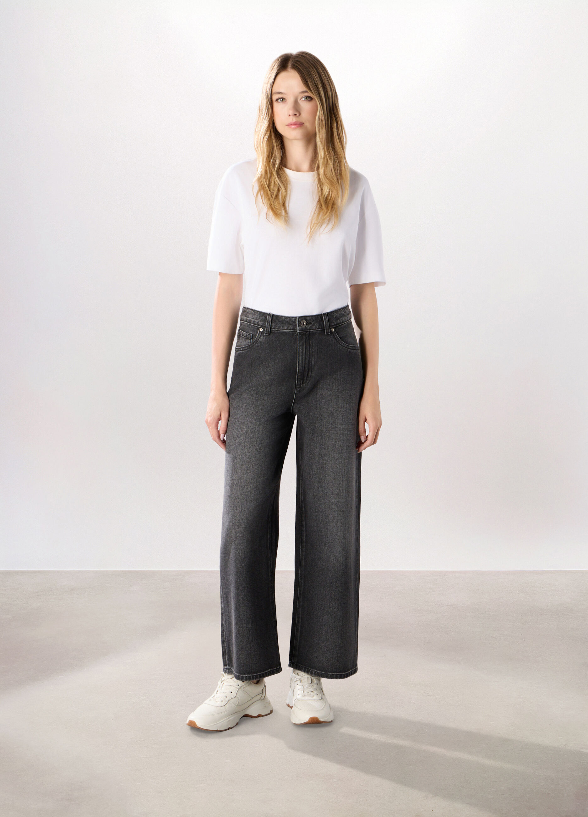 Pantaloni wide leg in denim di puro cotone donna_0