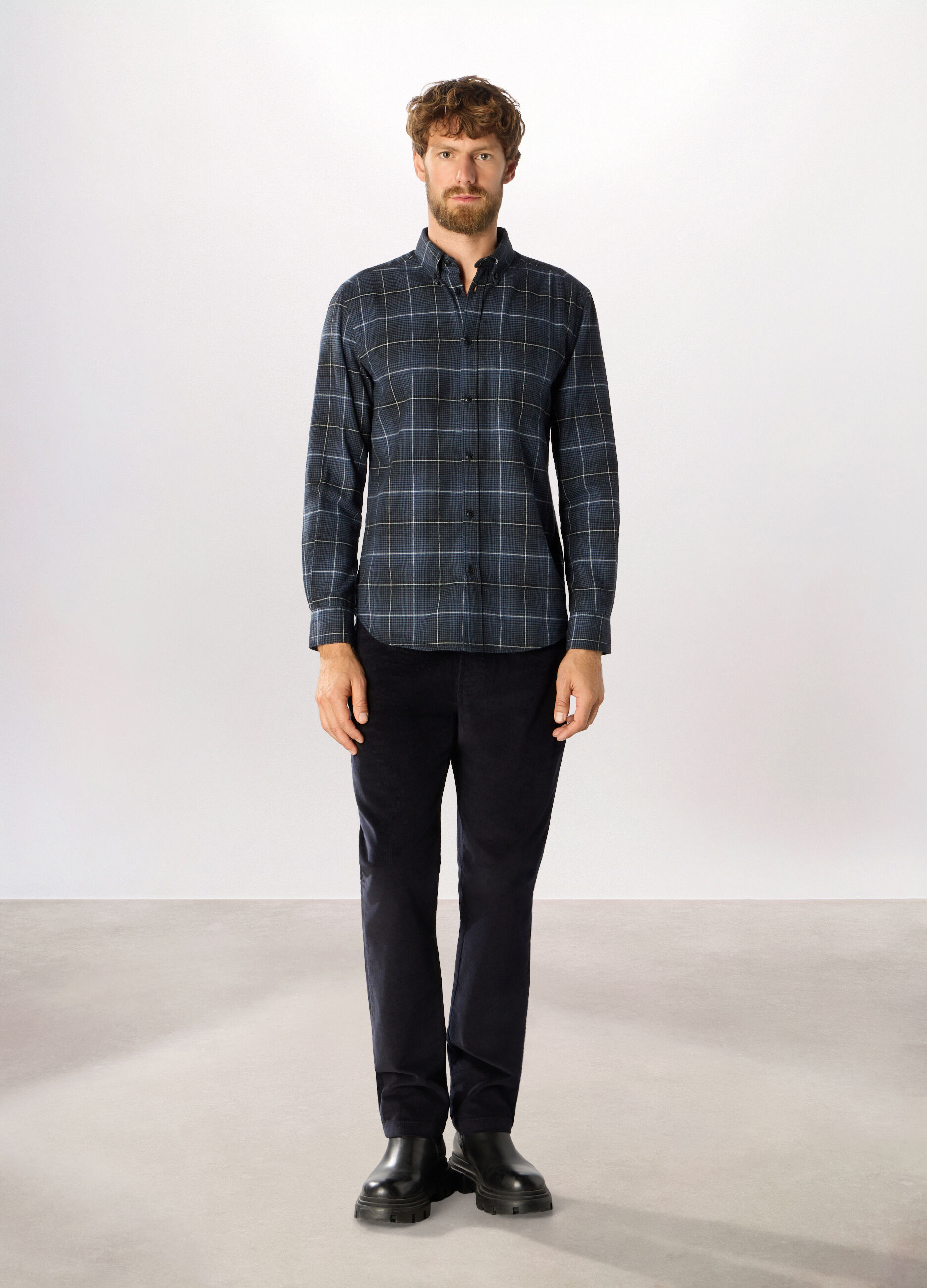 Pantalone 5 tasche in velluto a coste uomo_0