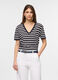 T-shirt con scollo a V donna_0
