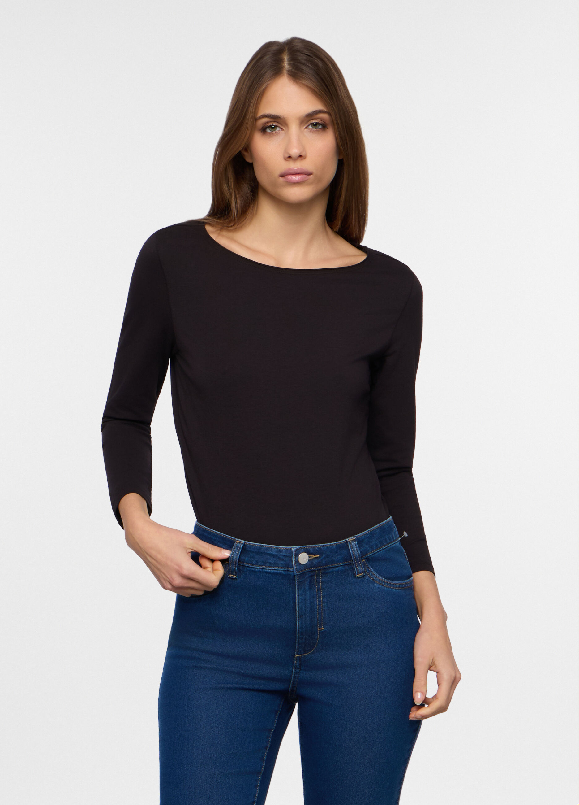 T-shirt con scollo a barchetta stretch donna_0