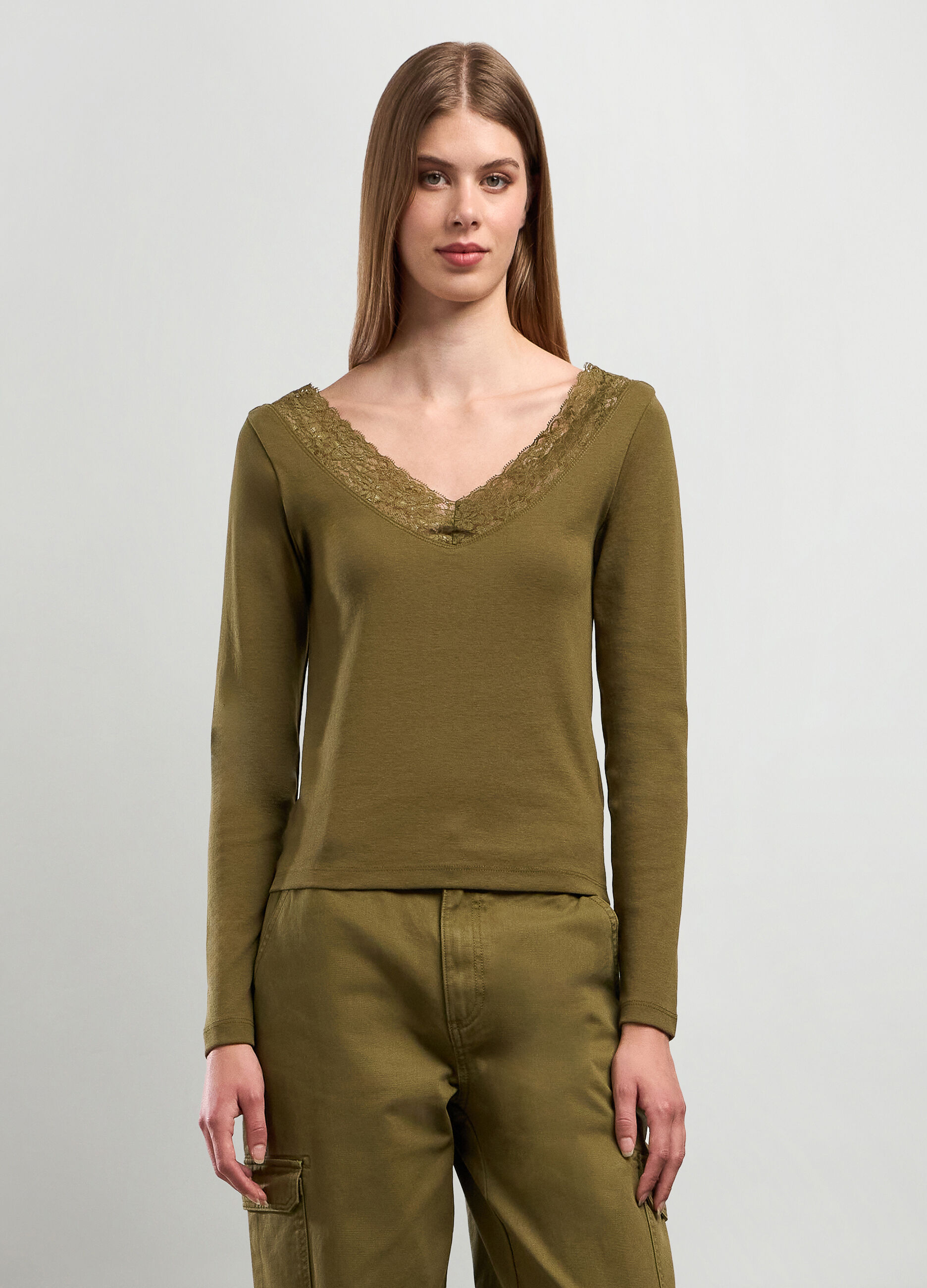 T-shirt misto cotone con scollo a barchetta donna_0