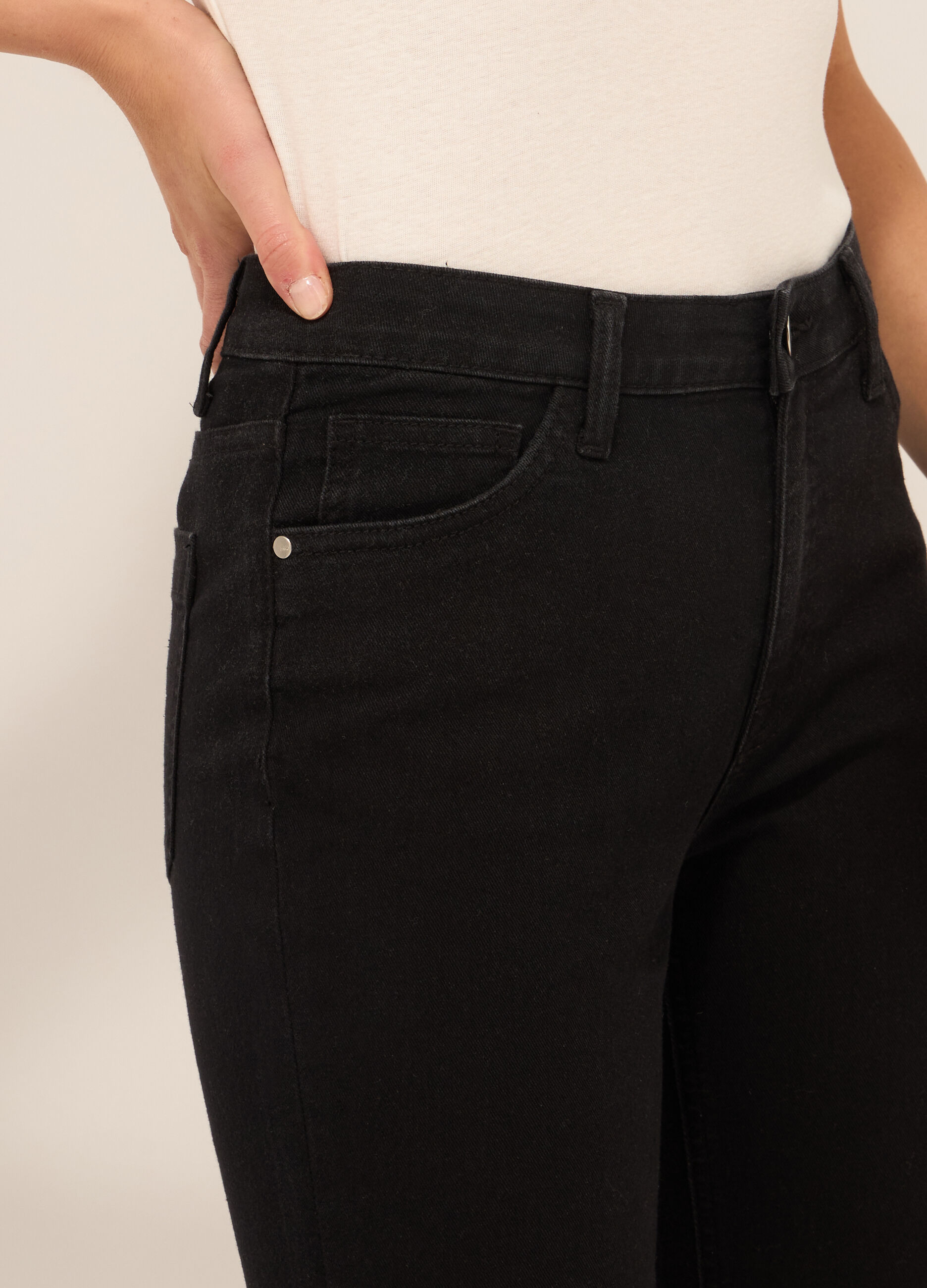 Pantaloni capri in denim di misto cotone donna curvy_2