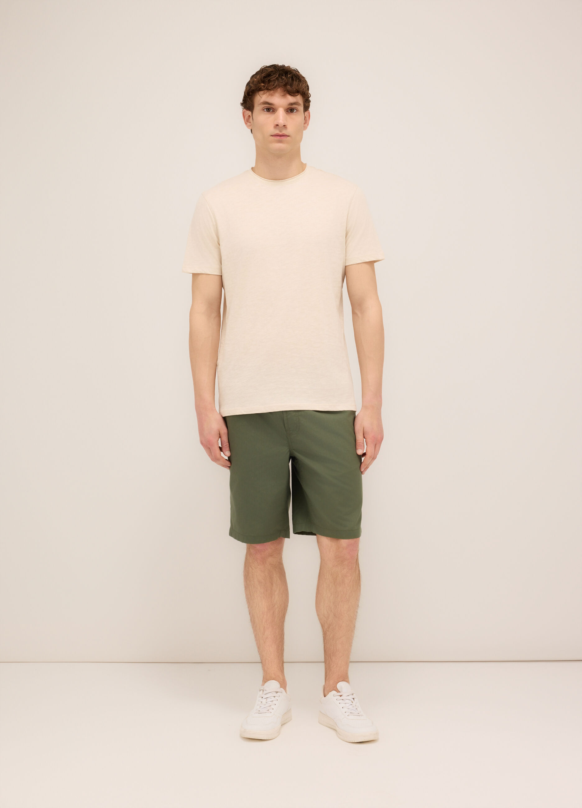 Bermuda chino in misto cotone uomo_0