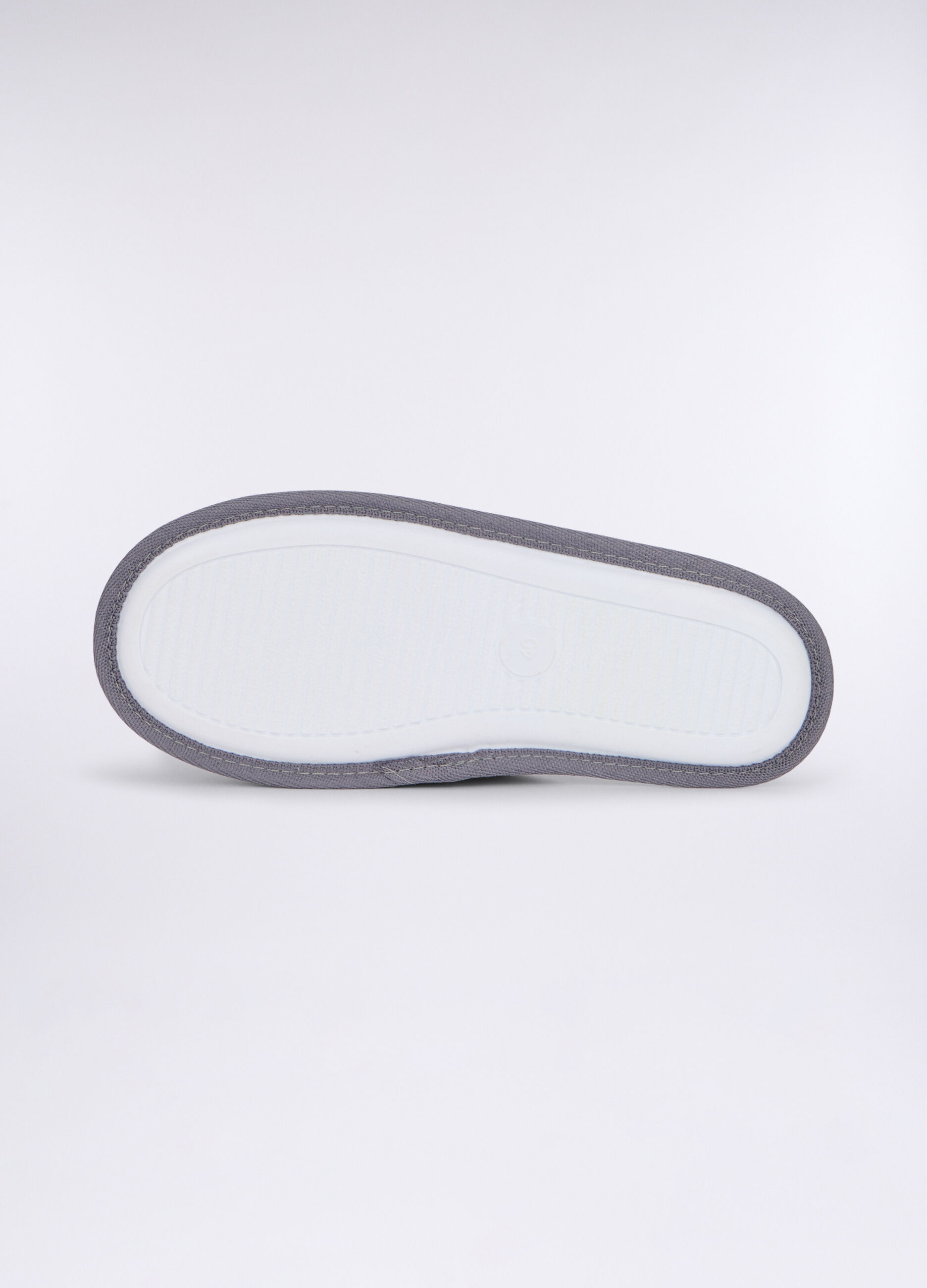 Pantofole con ricamo donna_2