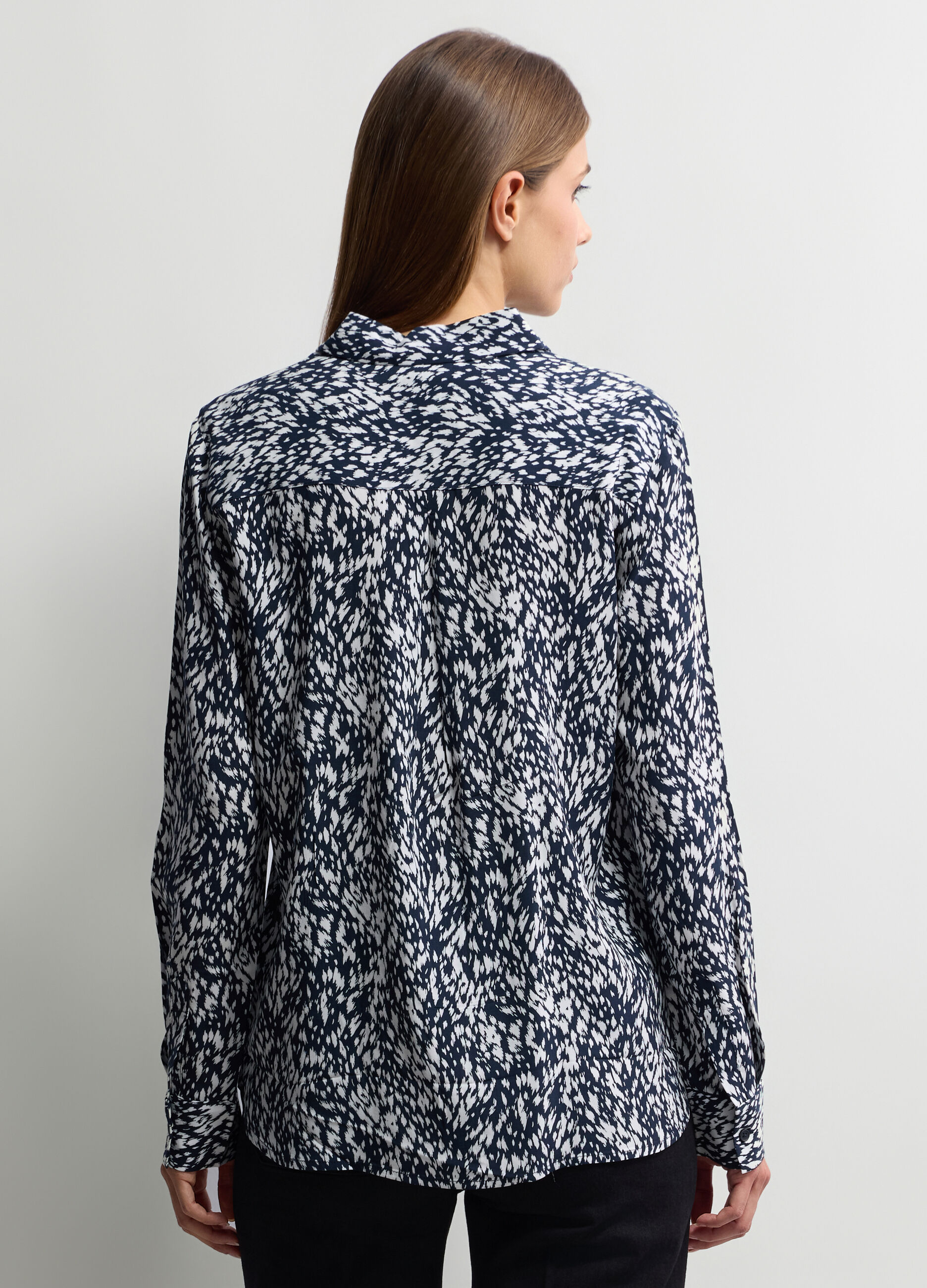 Camicia Fit Regular con colletto alla francese in pura viscosa donna_1