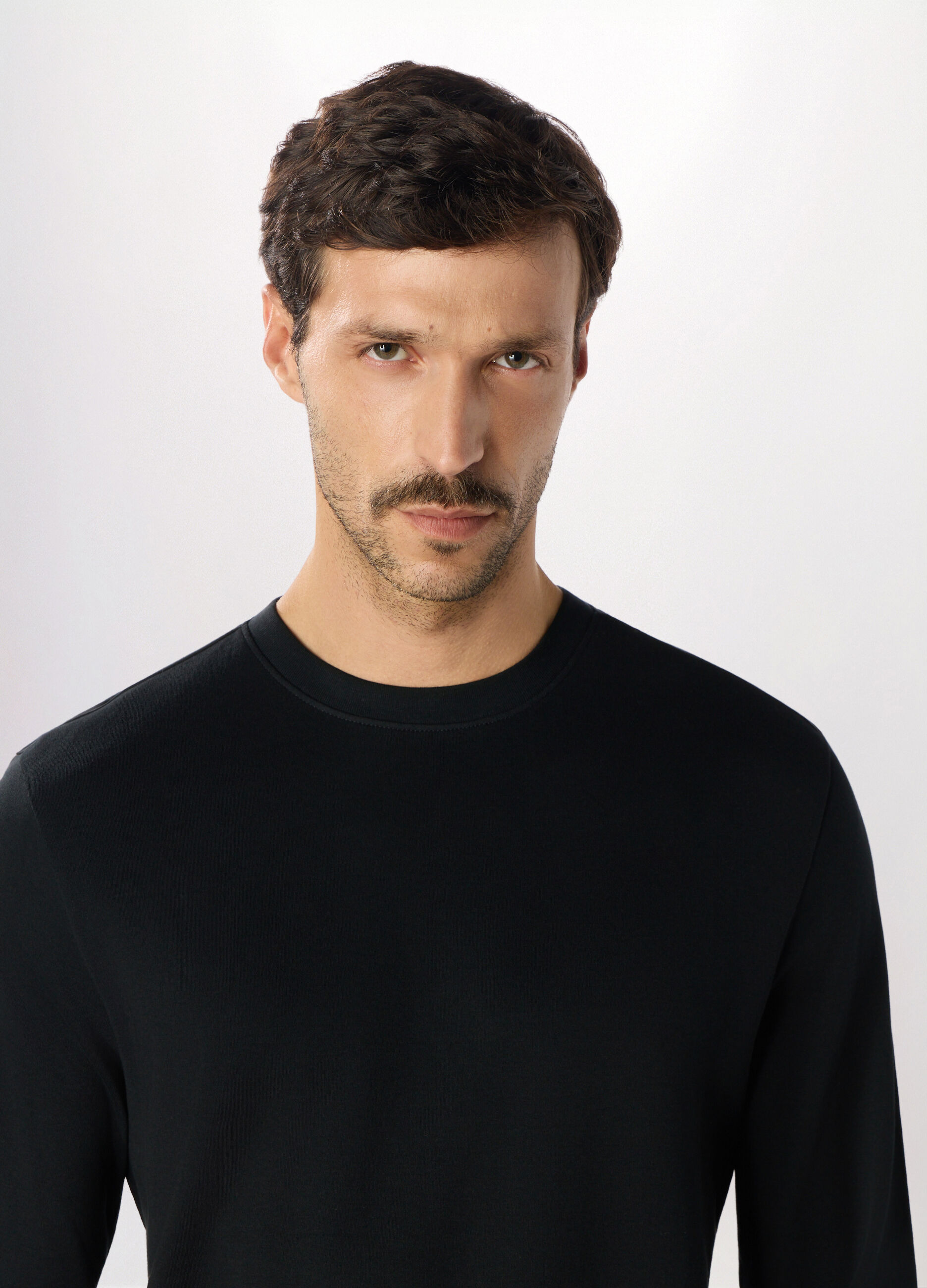 Maglia girocollo in puro cotone uomo_2