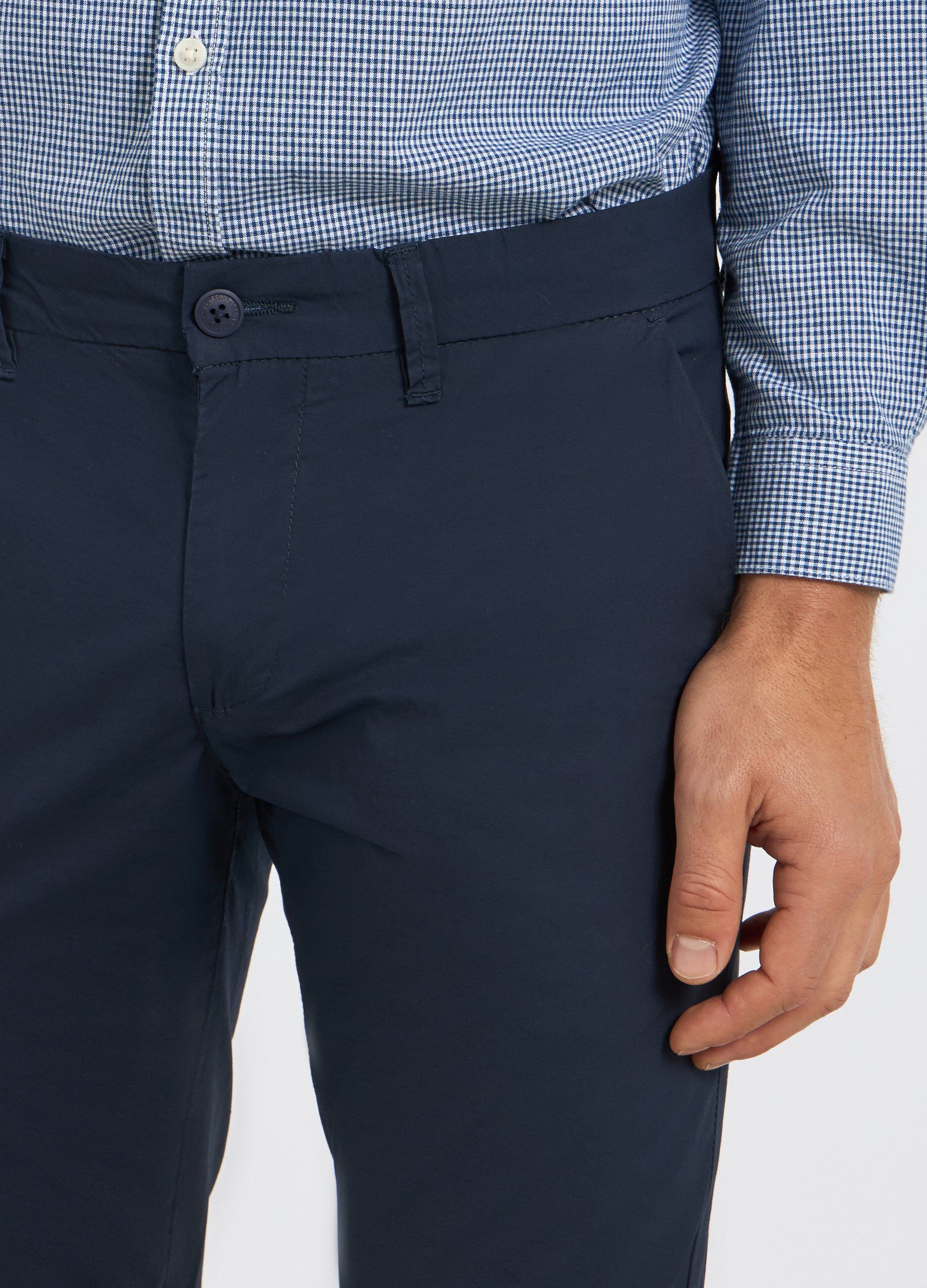 Pantaloni chino in cotone stretch uomo_2