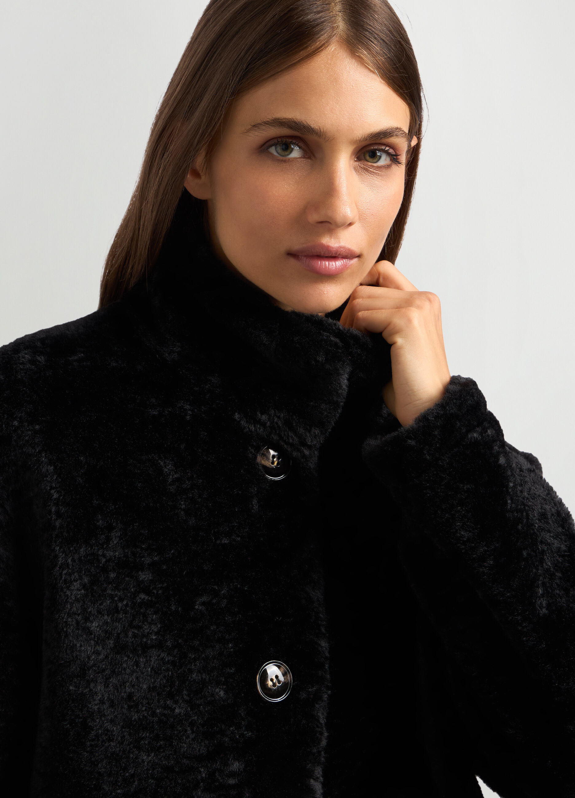Pelliccia in fake fur a collo alto donna_2