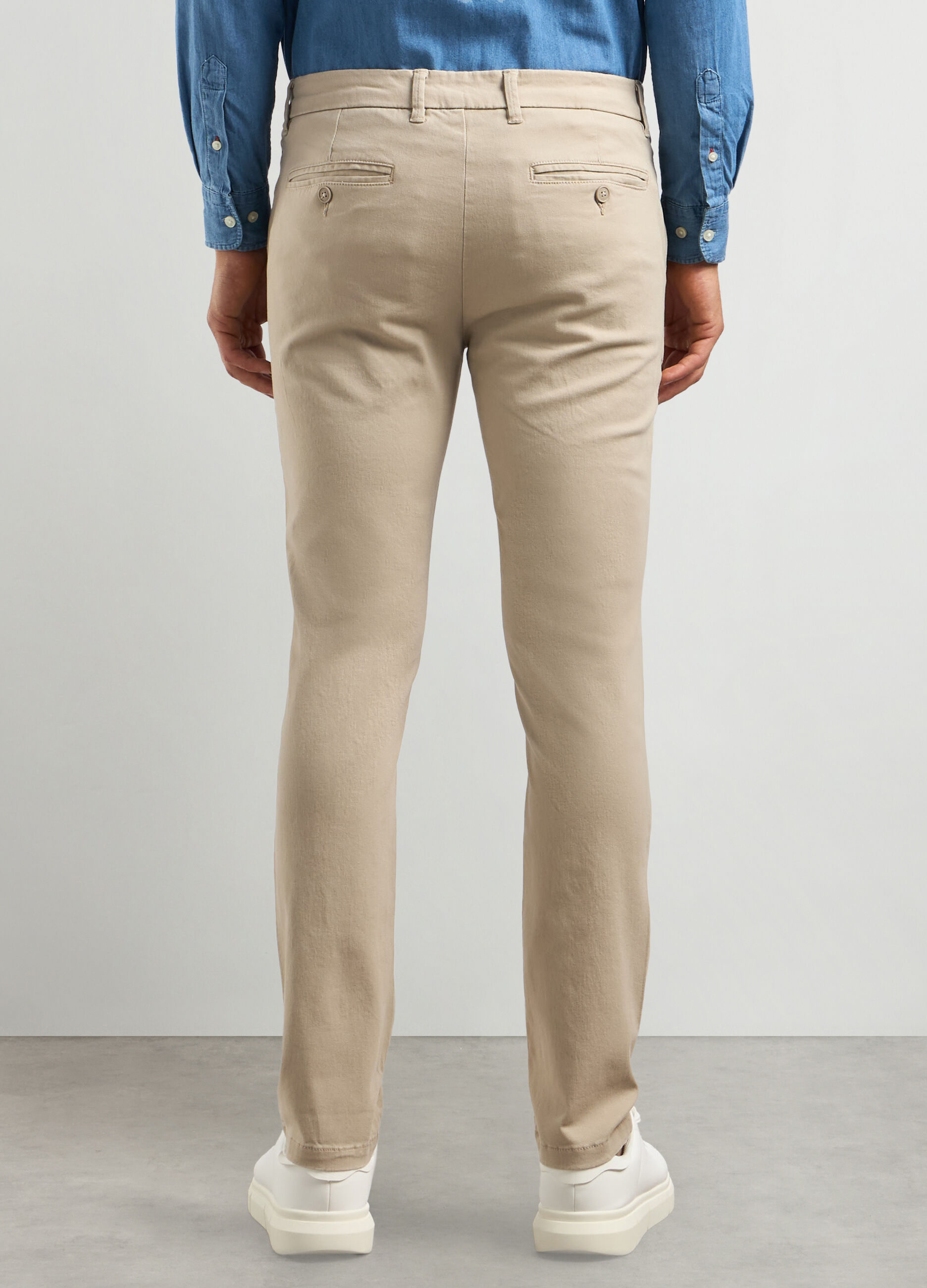 Pantaloni extra slim fit in twill stretch uomo_1