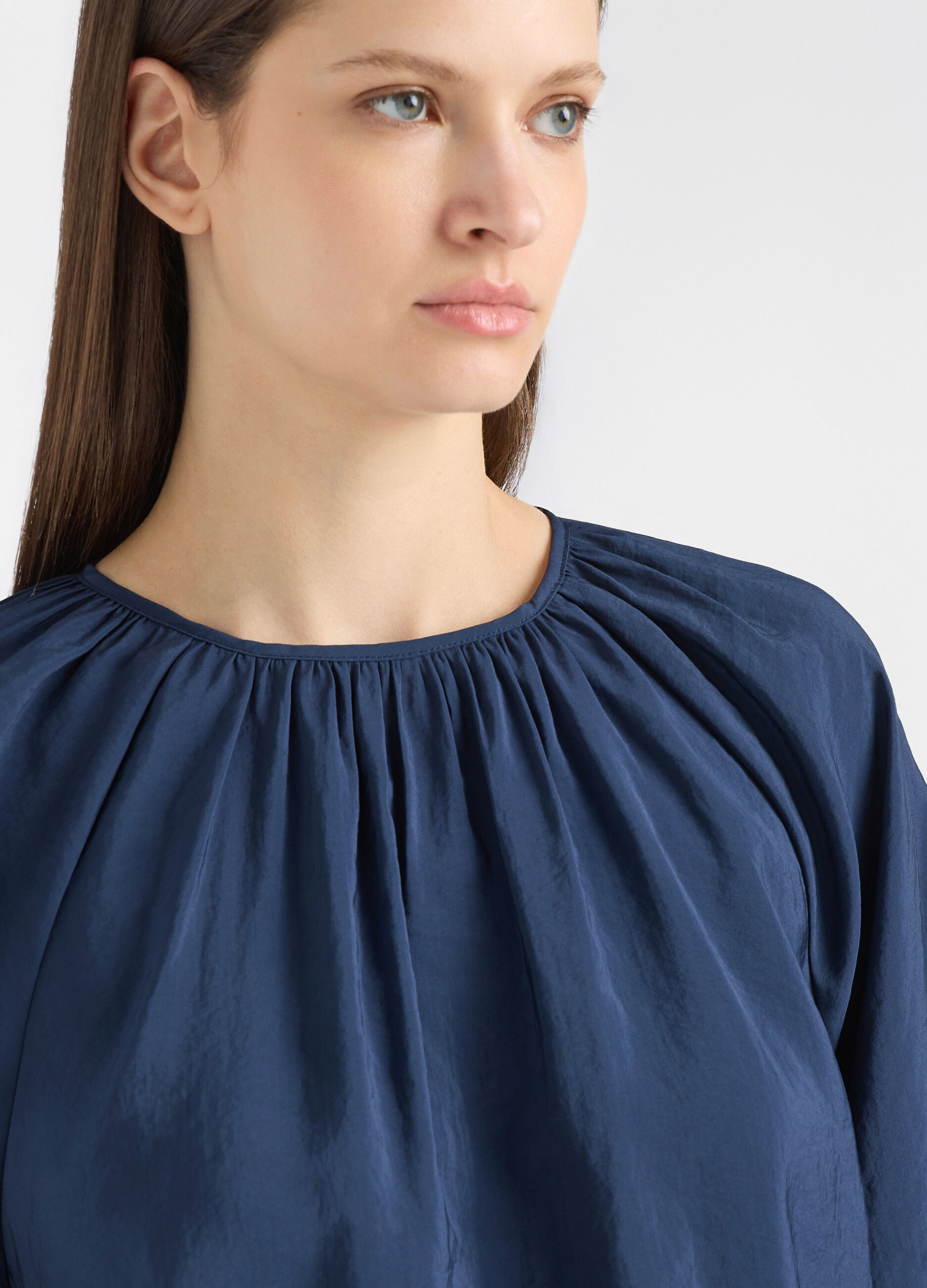 Blusa Fit Over con scollo rotondo misto modal donna_3