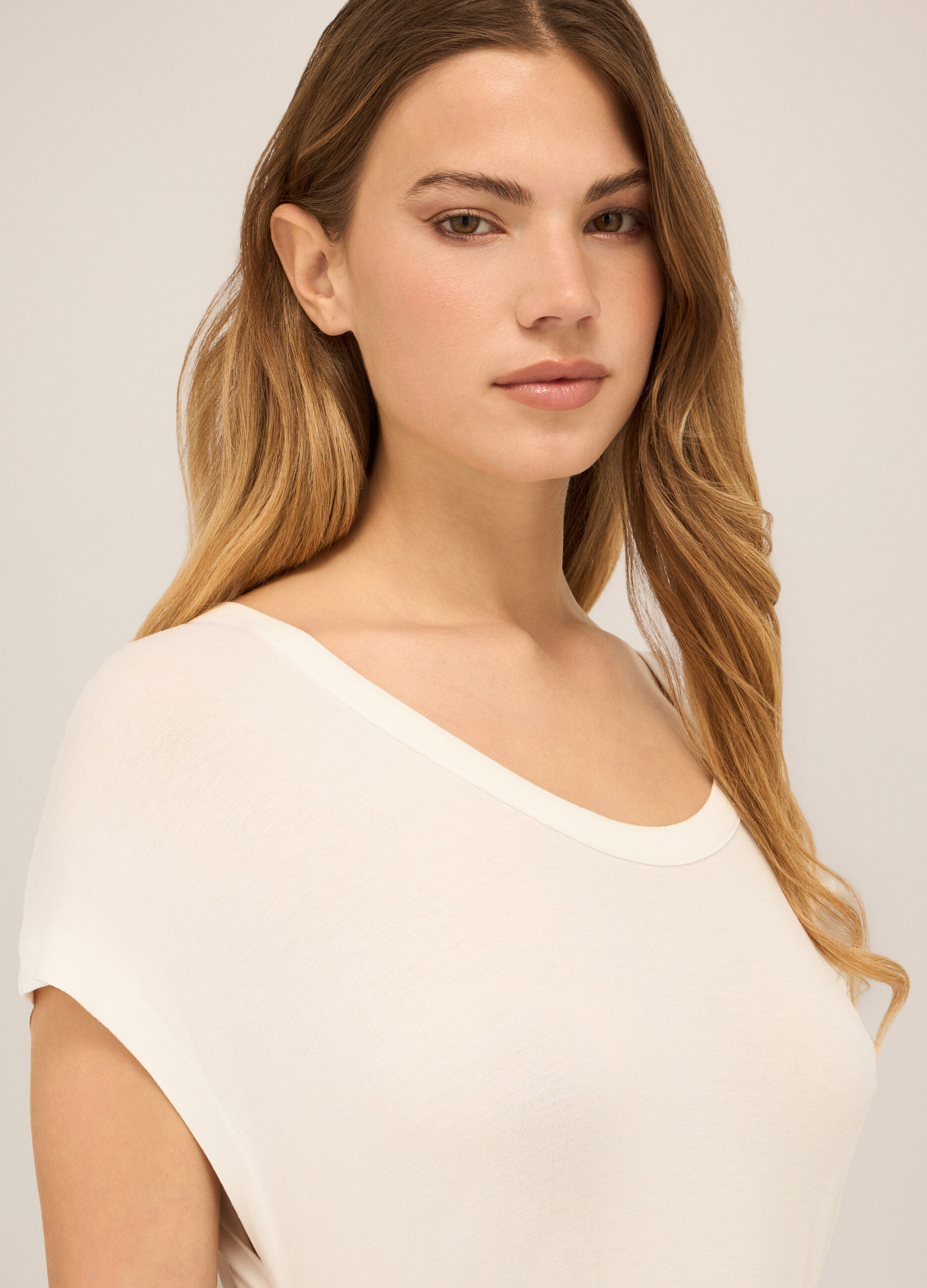 T-shirt in jersey di viscosa stretch donna_2