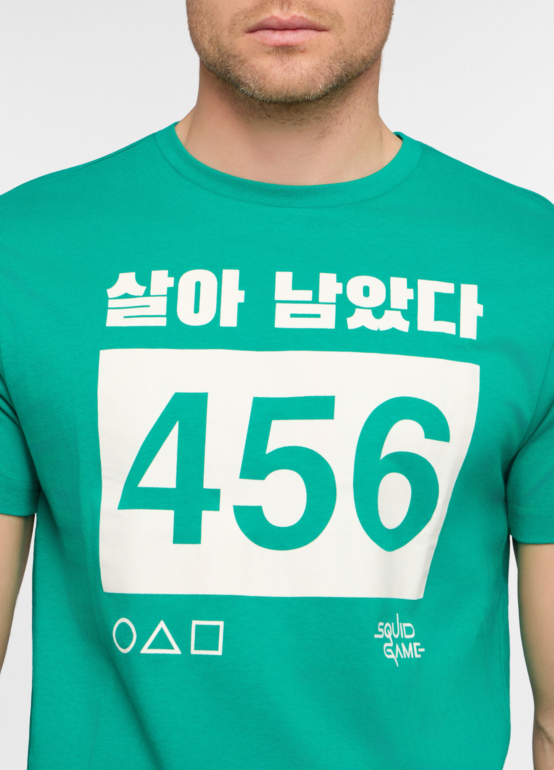 T-shirt girocollo con stampa Squid Game uomo_2