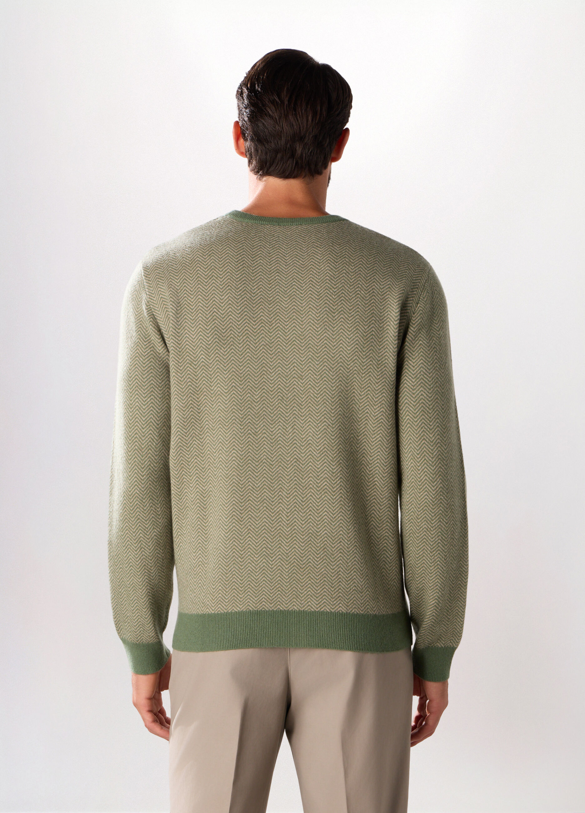 Maglione girocollo in misto lana e cashmere chevron uomo_1