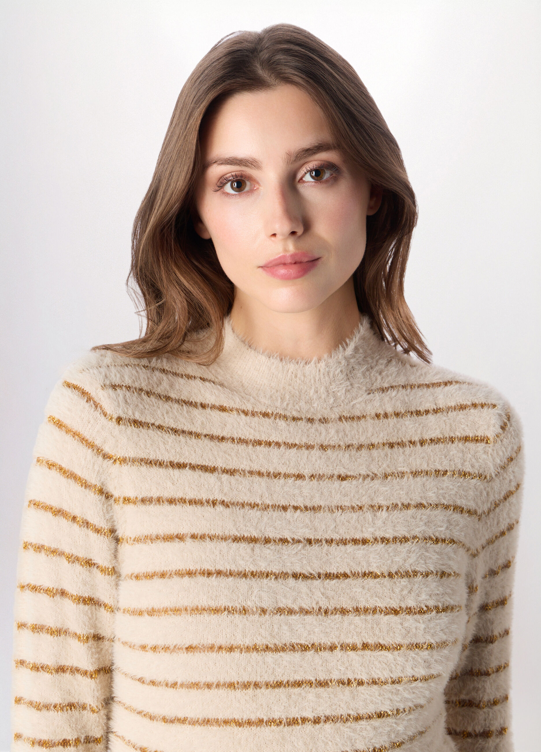 Tricot fluffy a righe donna_2