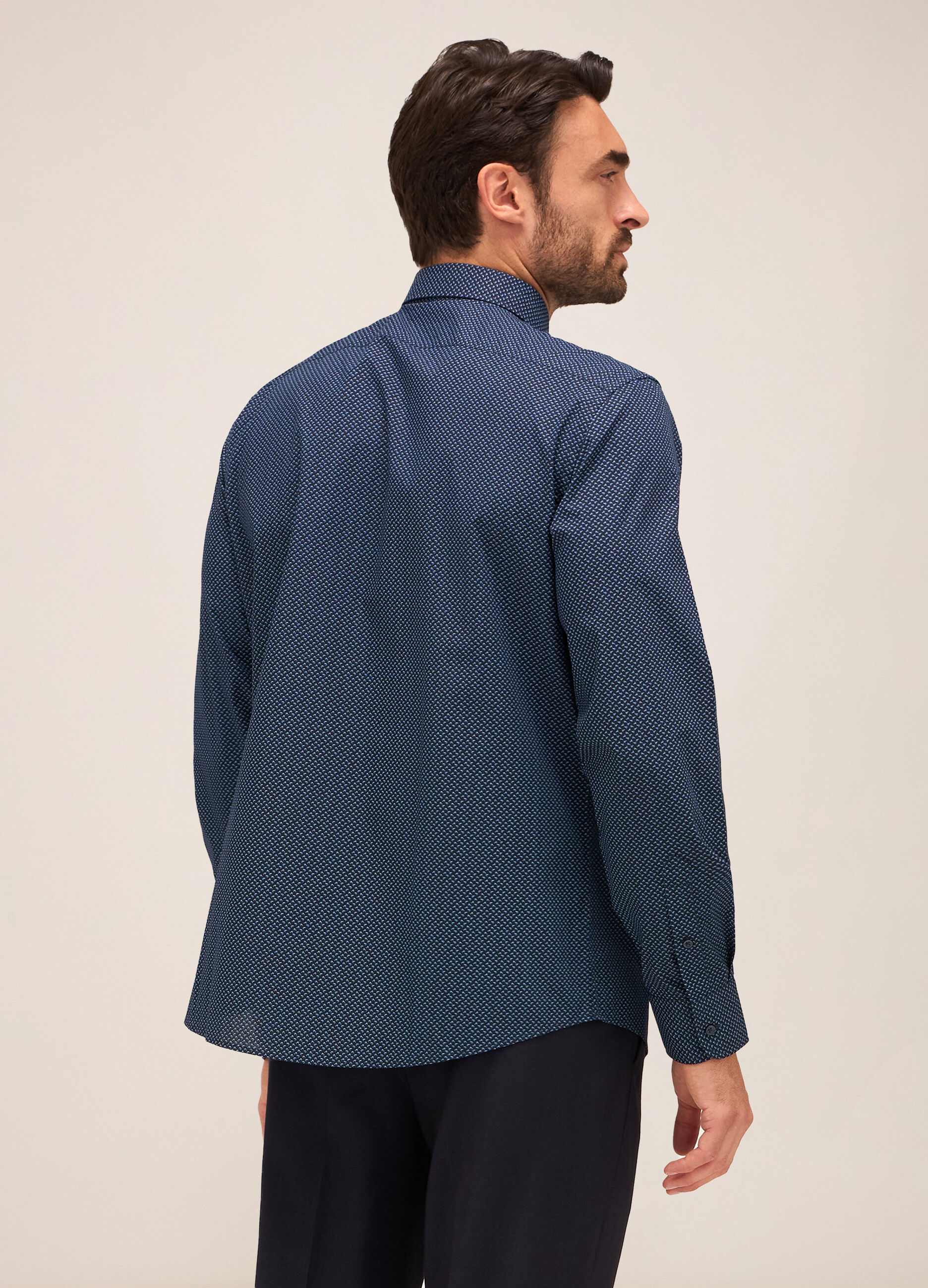 Camicia regular fit colletto classico in misto cotone uomo_1