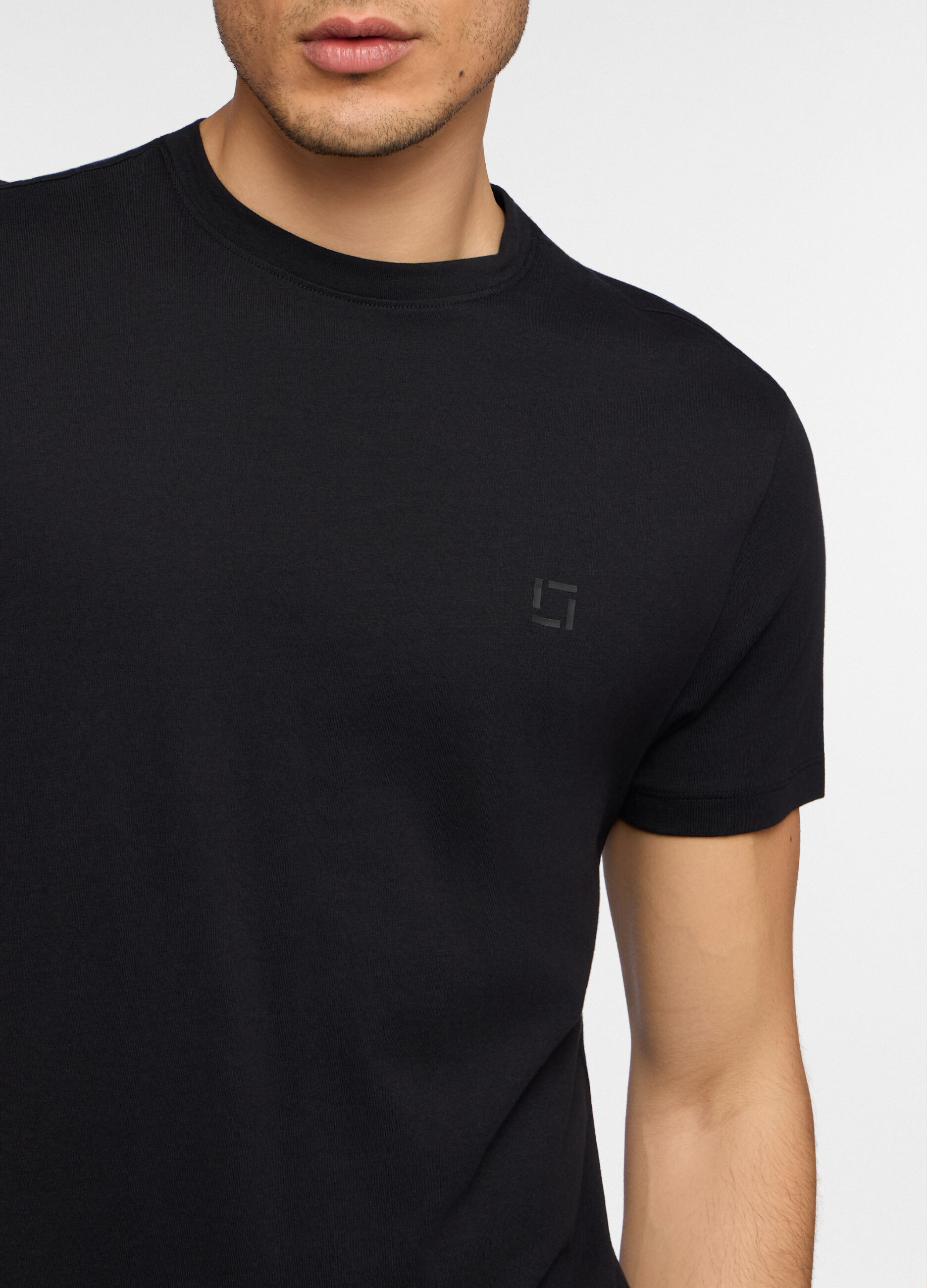 T-shirt girocollo slim fit in cotone uomo_2