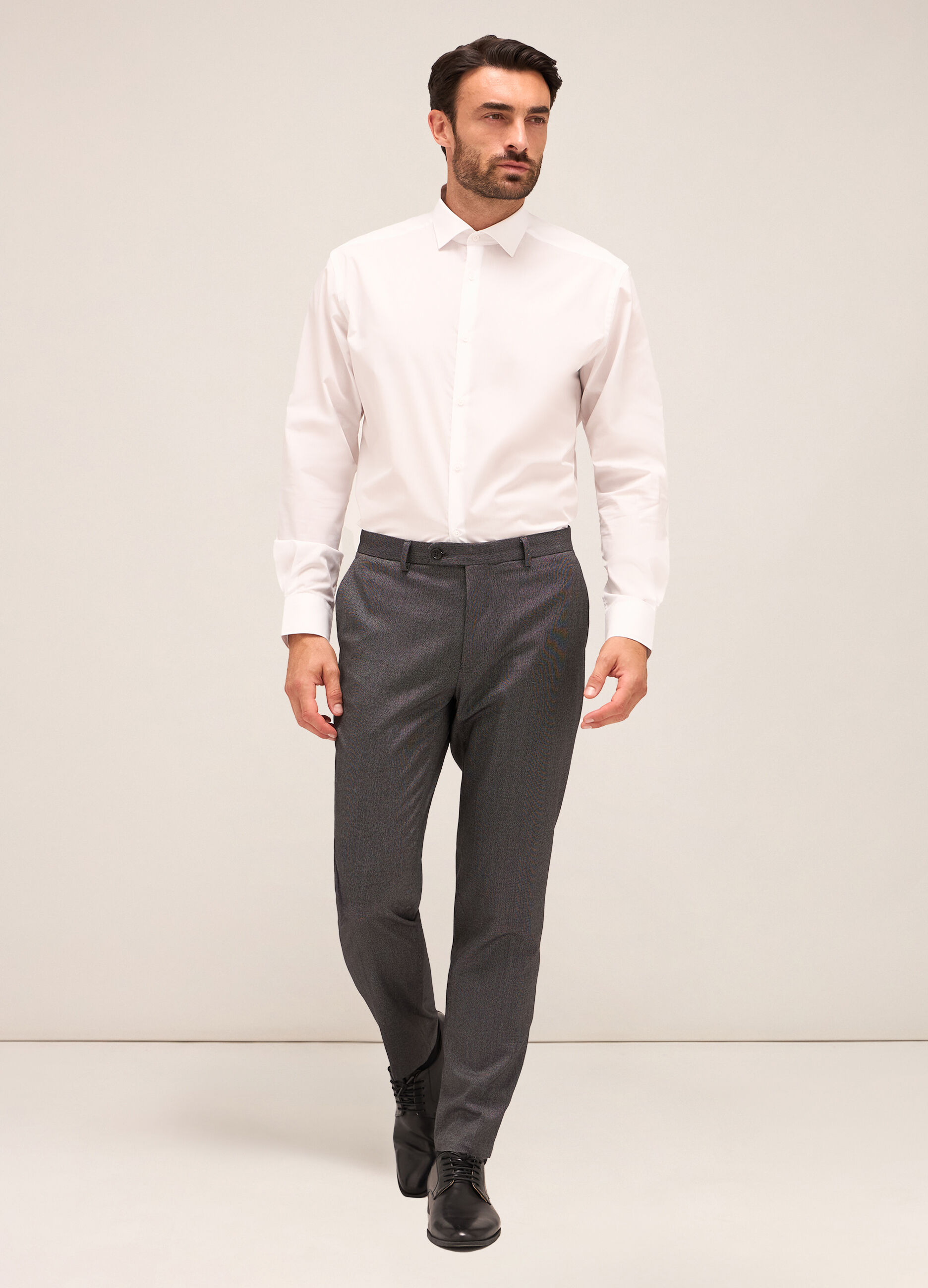 Pantalone slim fit in tessuto stretch uomo_0