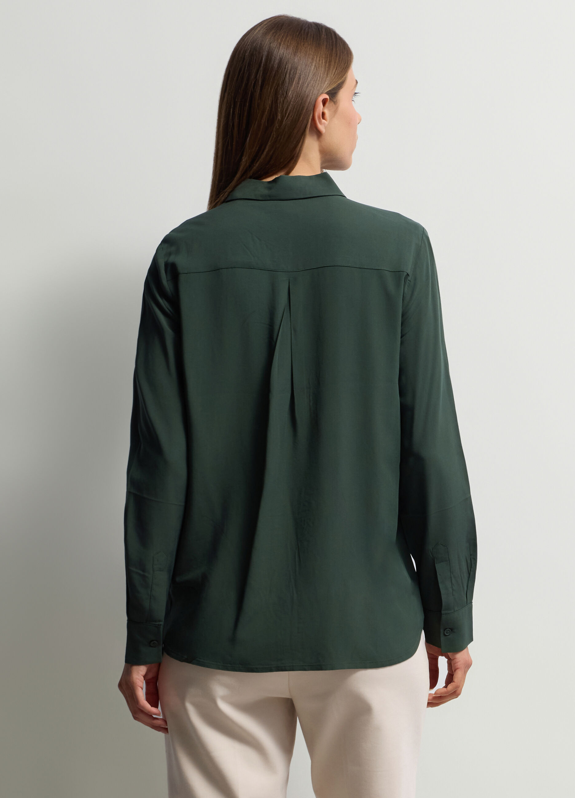 Camicia Fit Regular con colletto alla francese in pura viscosa donna_1