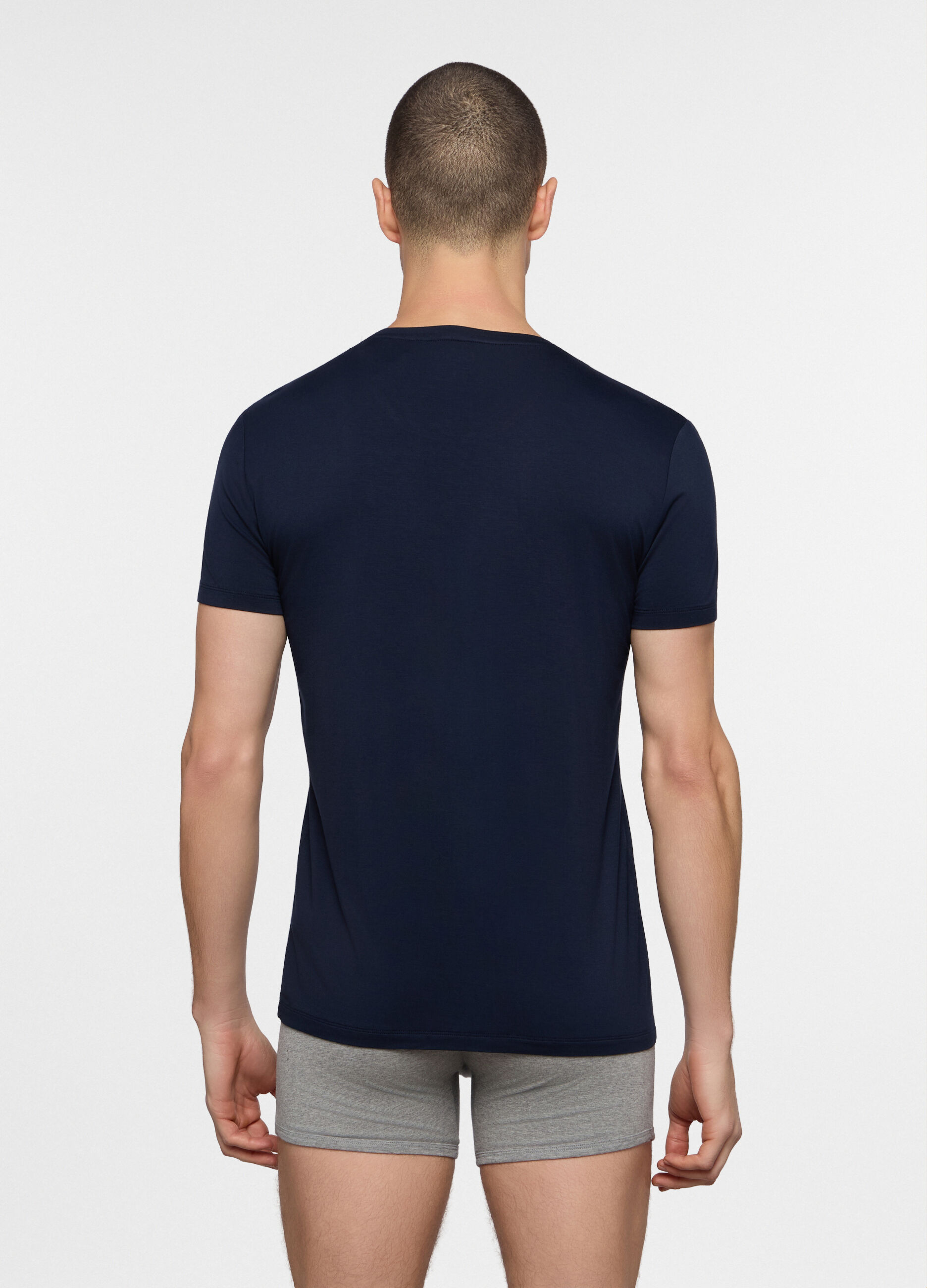 T-shirt girocollo in viscosa di bamb&ugrave; uomo_1