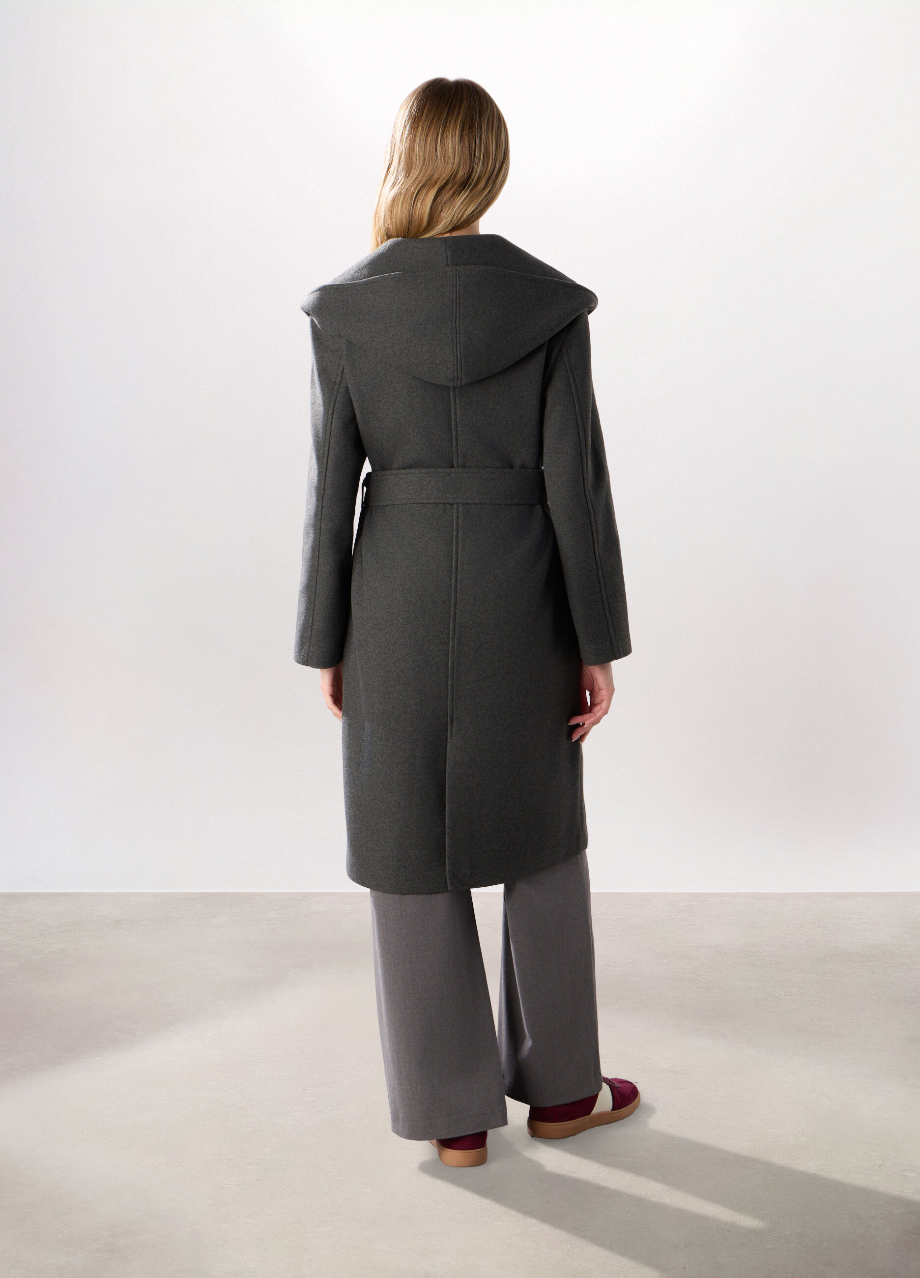 Cappotto lungo con cappuccio donna_1