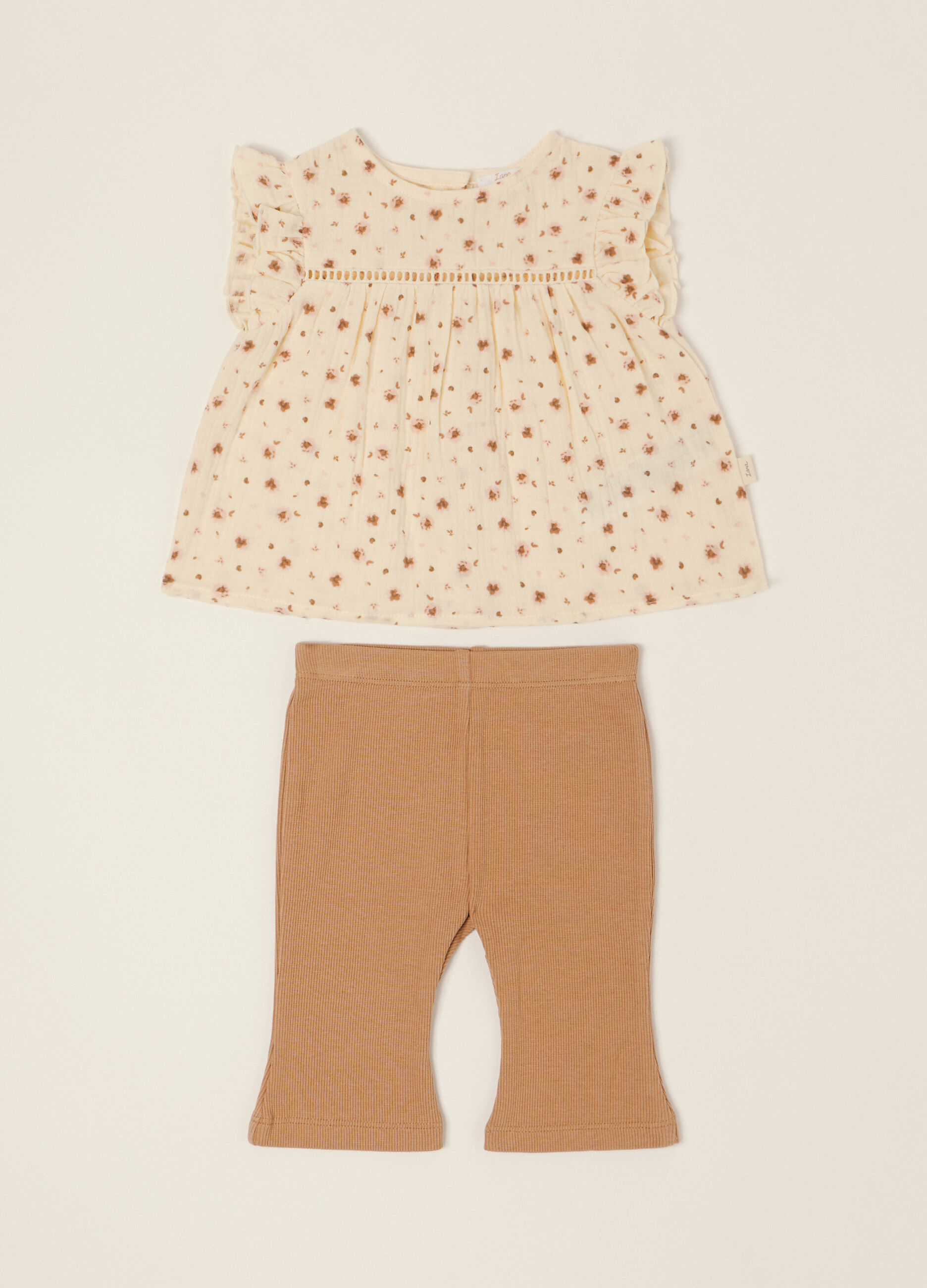 Completo beige da neonata in puro cotone_0