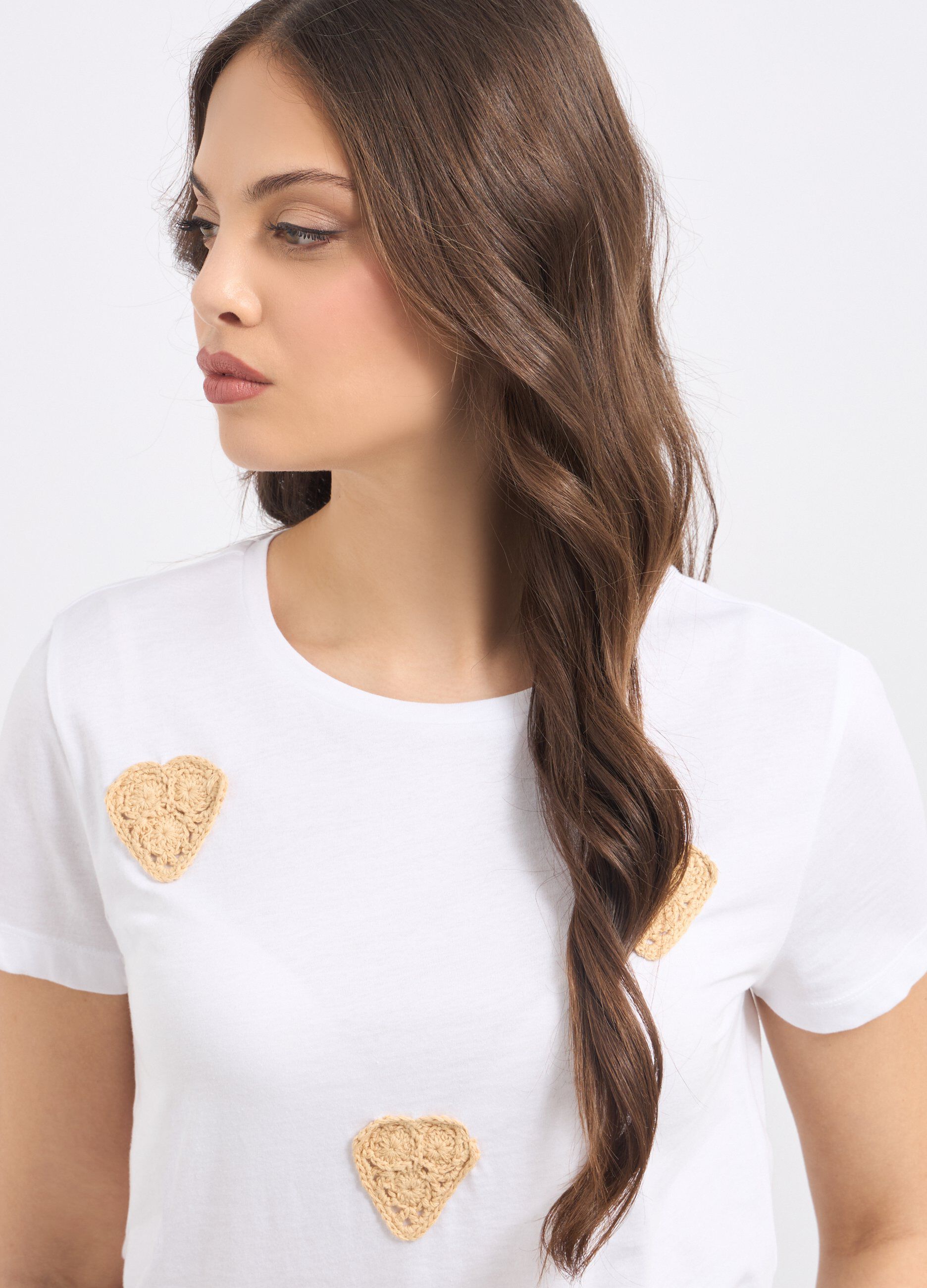 T-shirt in puro cotone con applicazioni donna_2