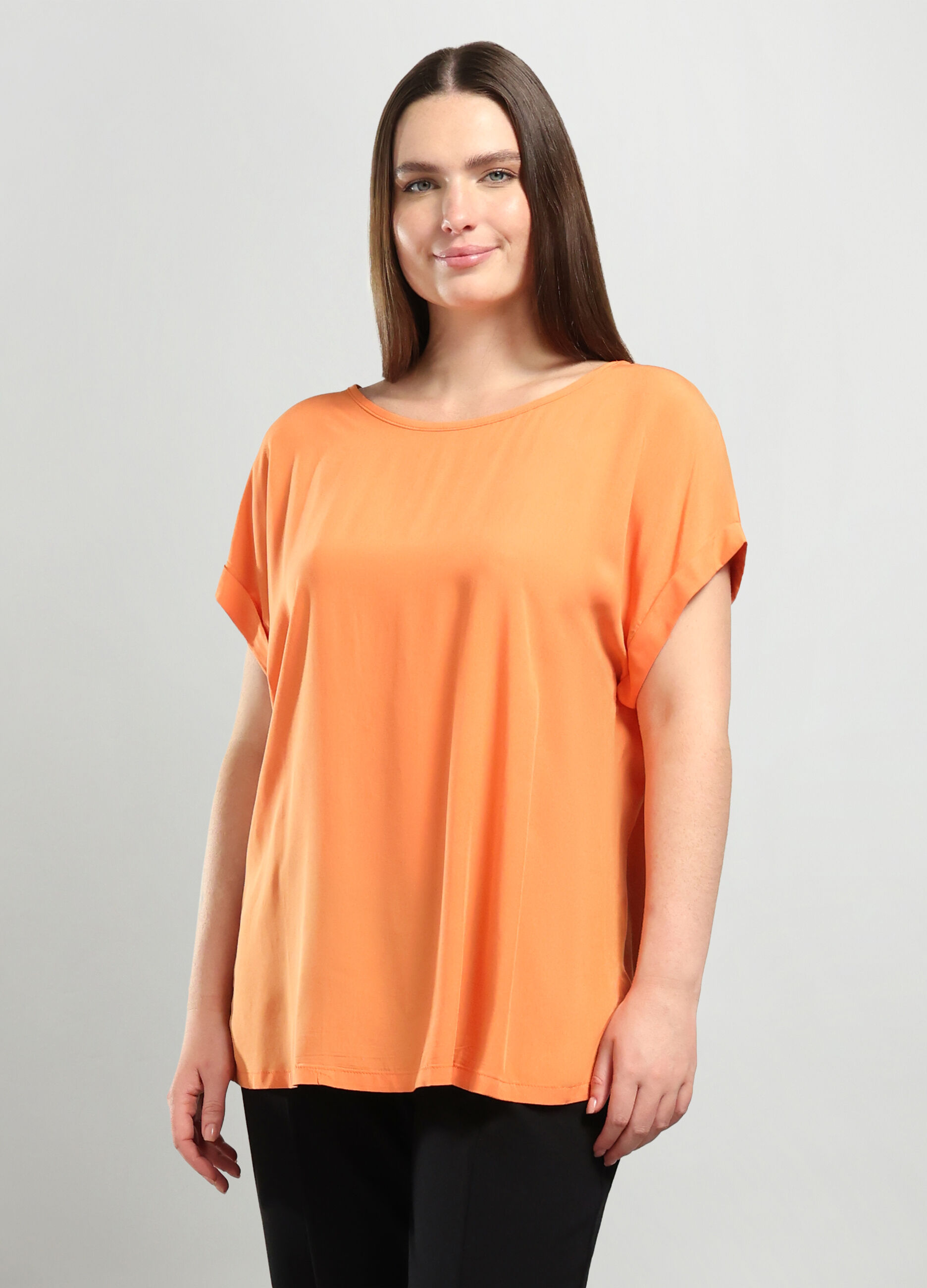 Abbigliamento taglie comode online 2025